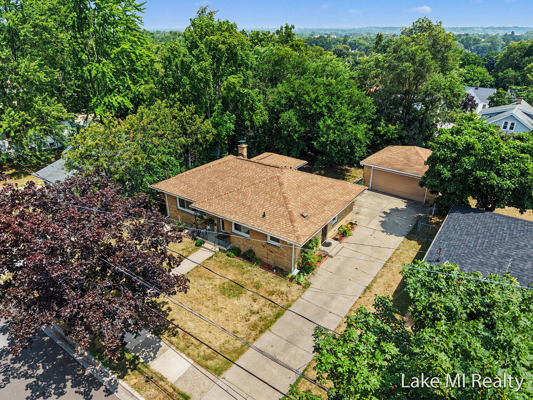 938 Calvary Avenue NW Grand Rapids MI 49504