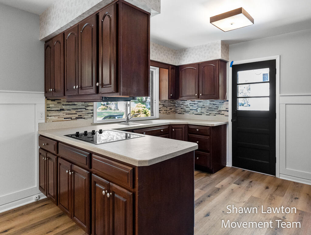 1832 Southwood Avenue Norton Shores MI 49441