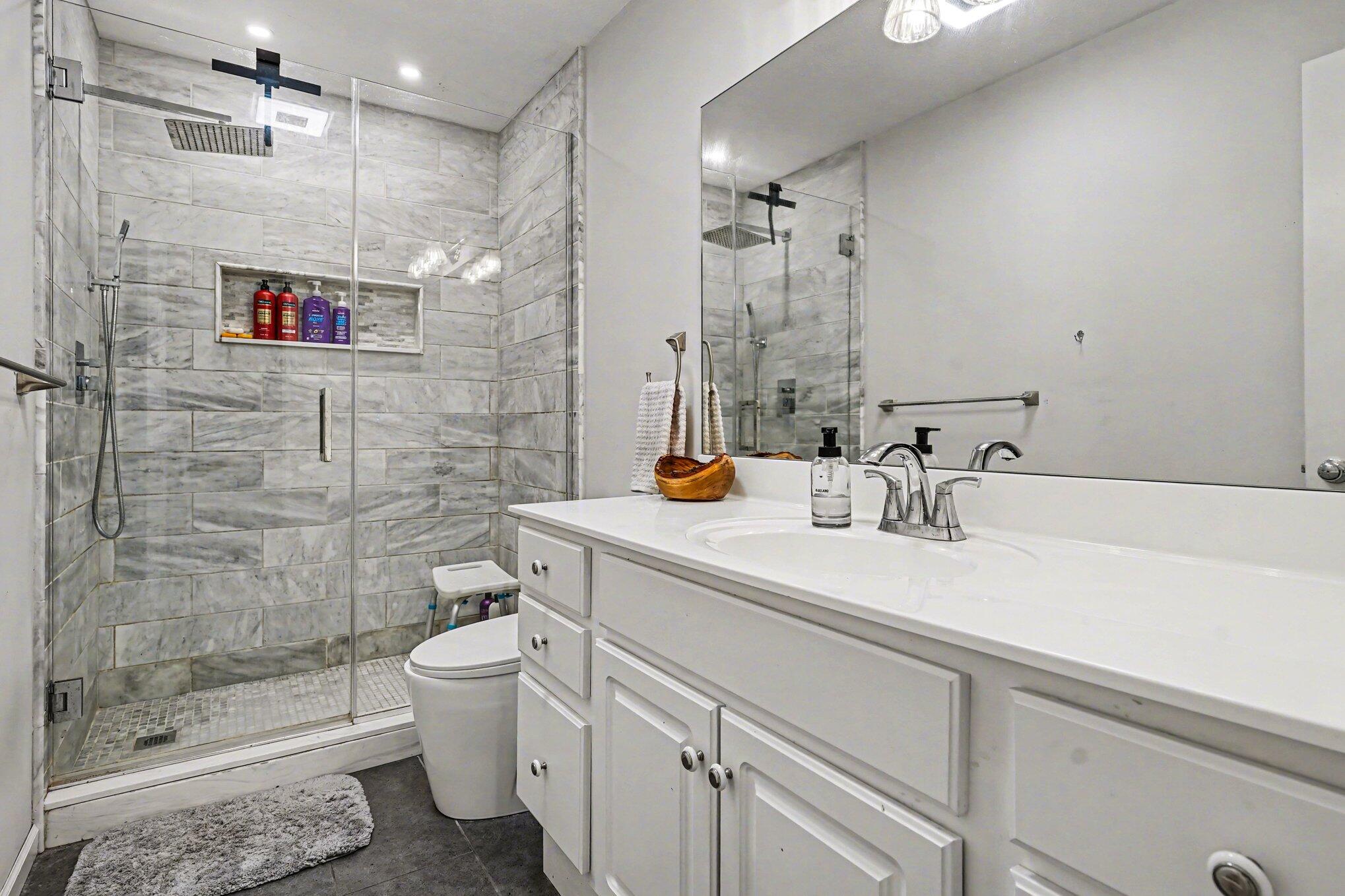 5477 Fairview Street Stevensville MI 49127
