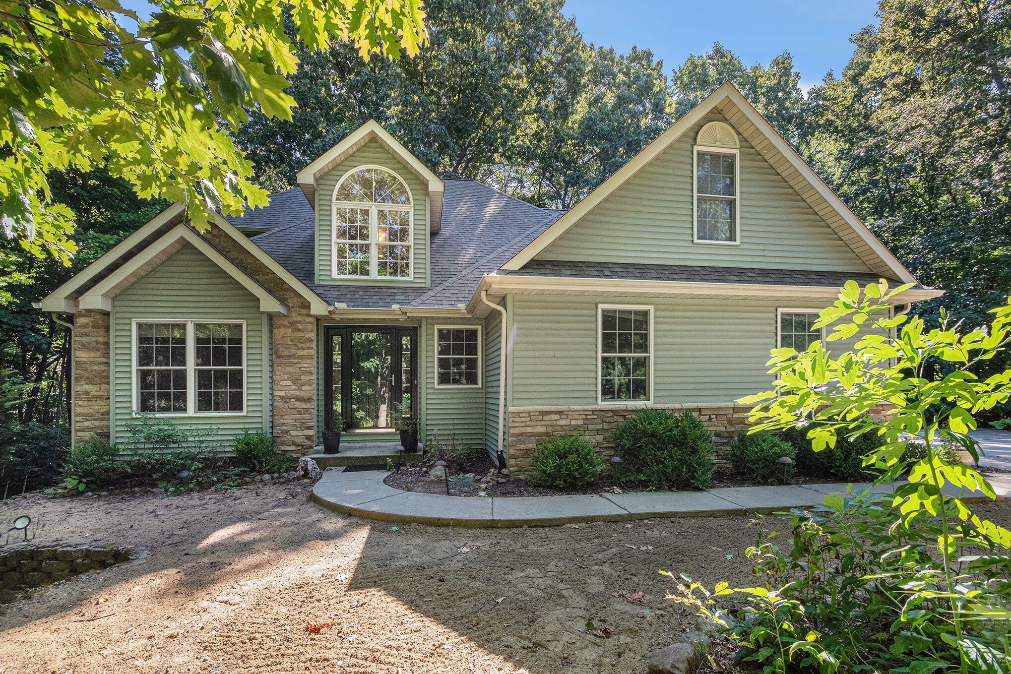5477 Fairview Street Stevensville MI 49127