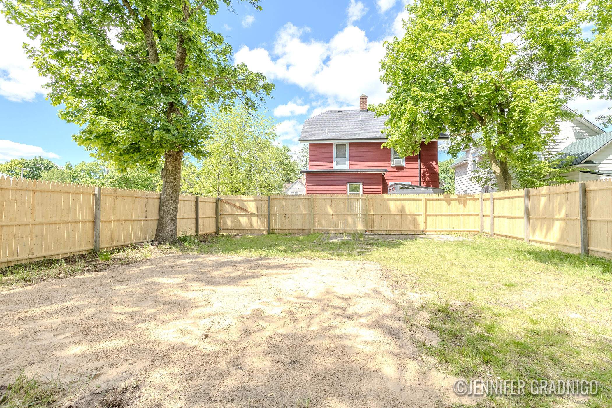 514 N Park Street NE Grand Rapids MI 49525