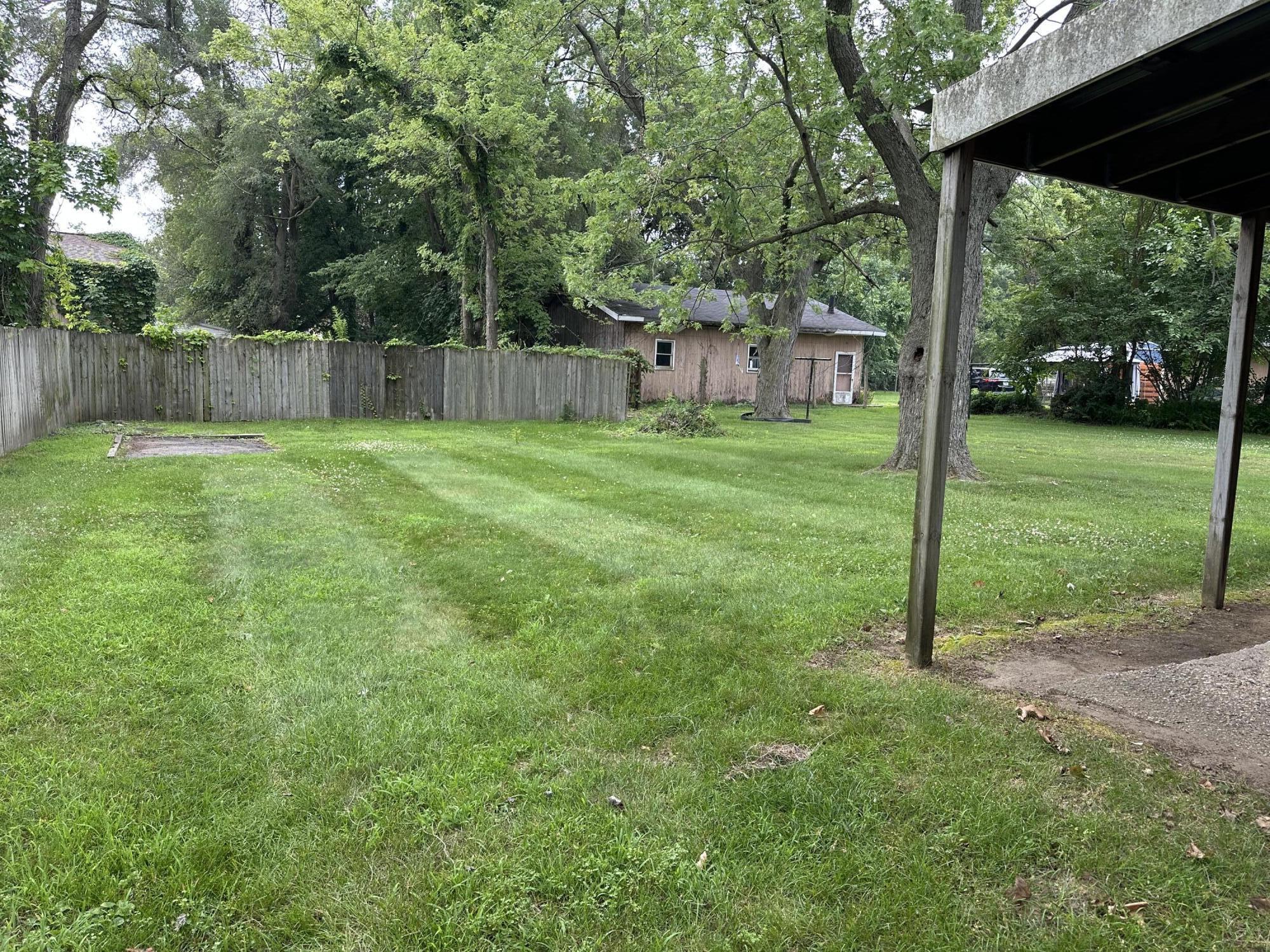 1060 Indiana Avenue Benton Harbor MI 49022