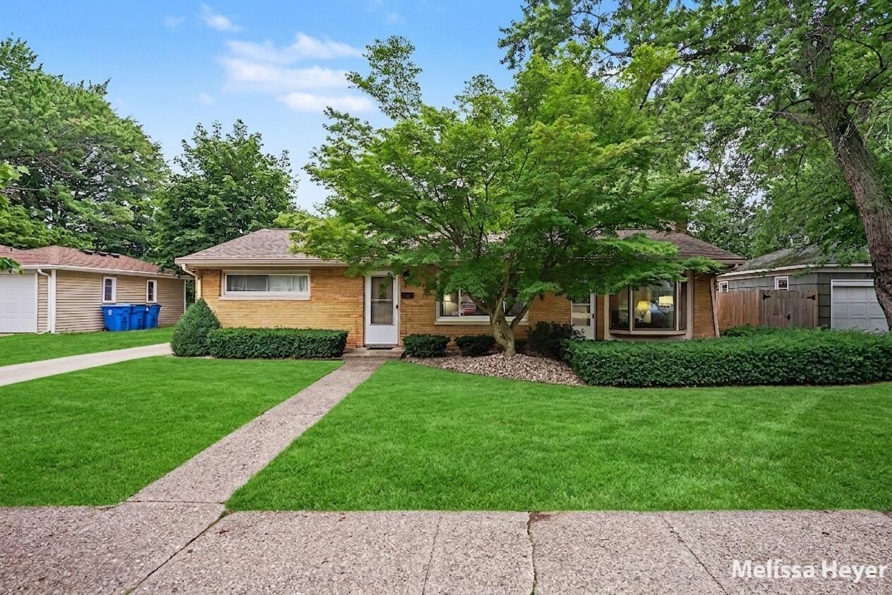 1121 Park Avenue Grand Haven MI 49417