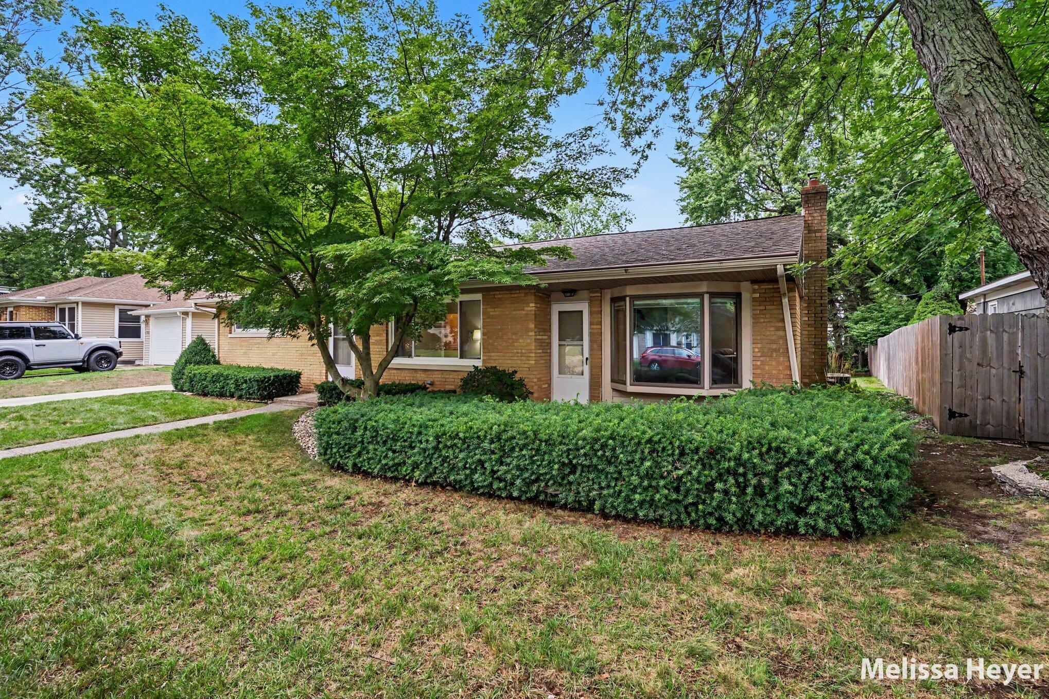 1121 Park Avenue Grand Haven MI 49417
