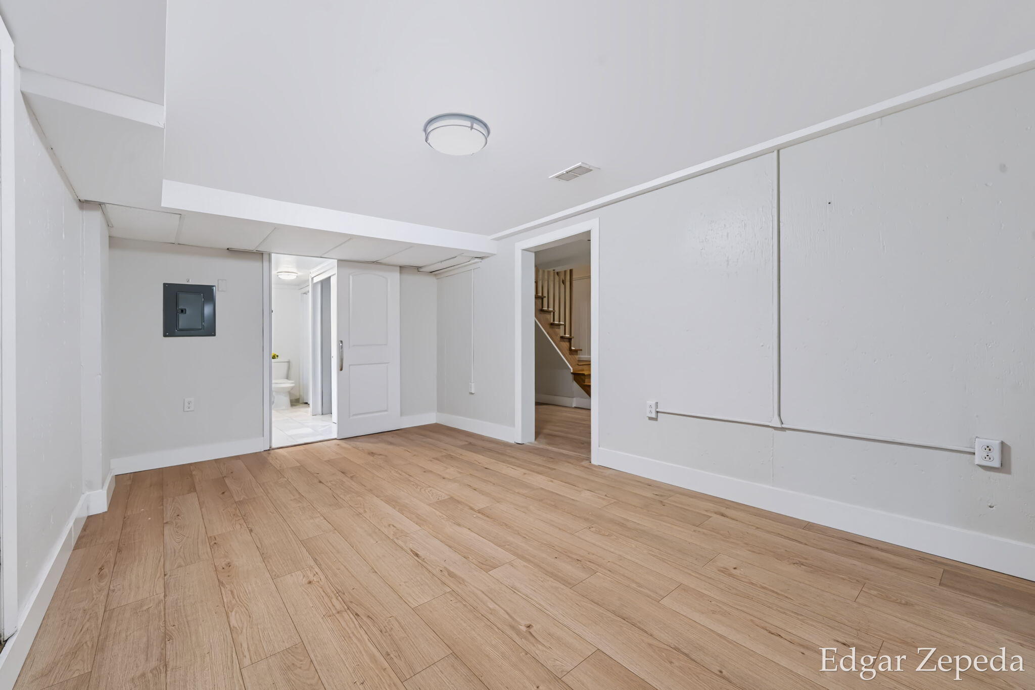 3439 Kalamazoo Avenue SE Grand Rapids MI 49508