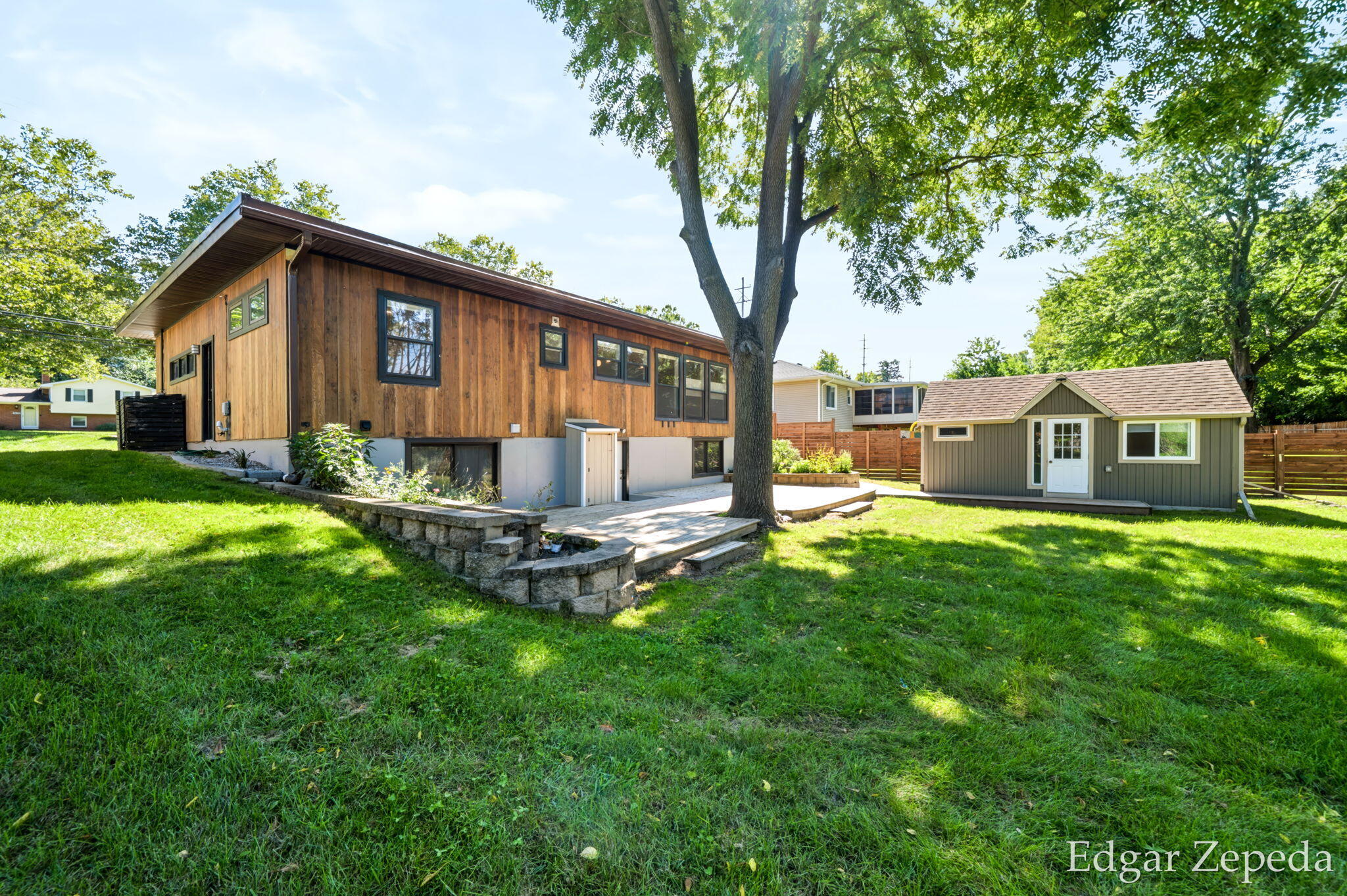 3439 Kalamazoo Avenue SE Grand Rapids MI 49508