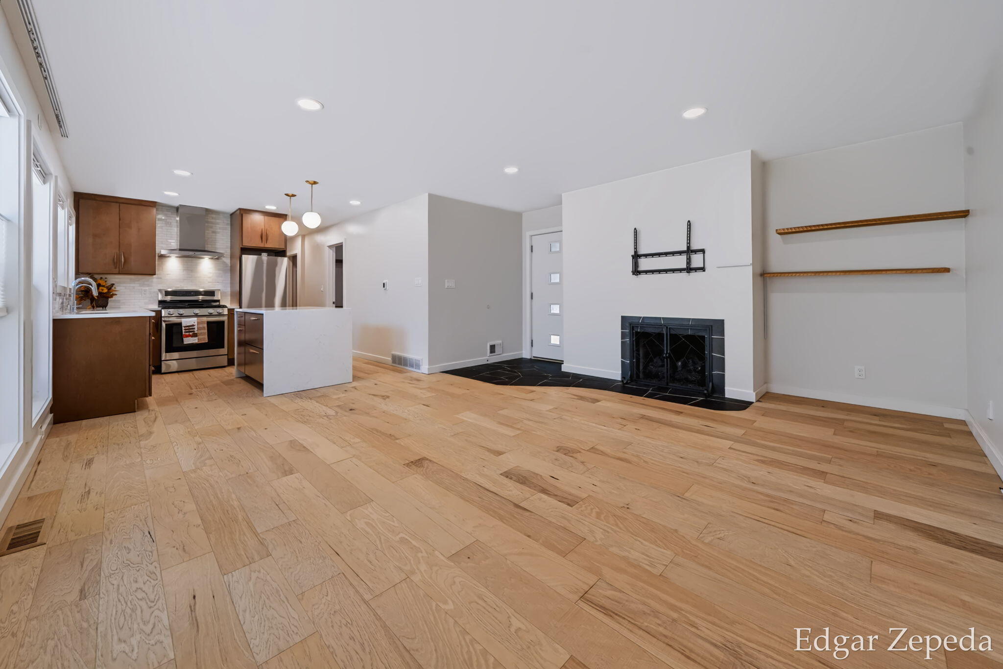 3439 Kalamazoo Avenue SE Grand Rapids MI 49508