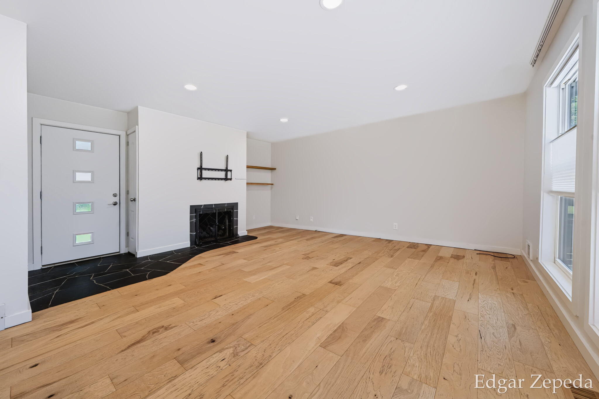 3439 Kalamazoo Avenue SE Grand Rapids MI 49508