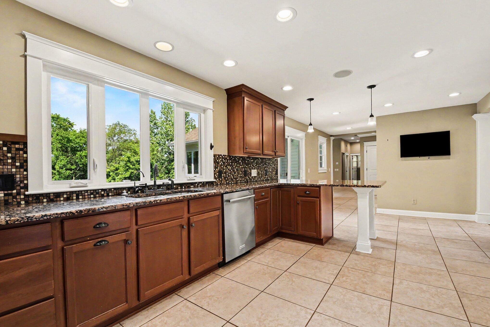 4994 Bluff Drive NE Grand Rapids MI 49525