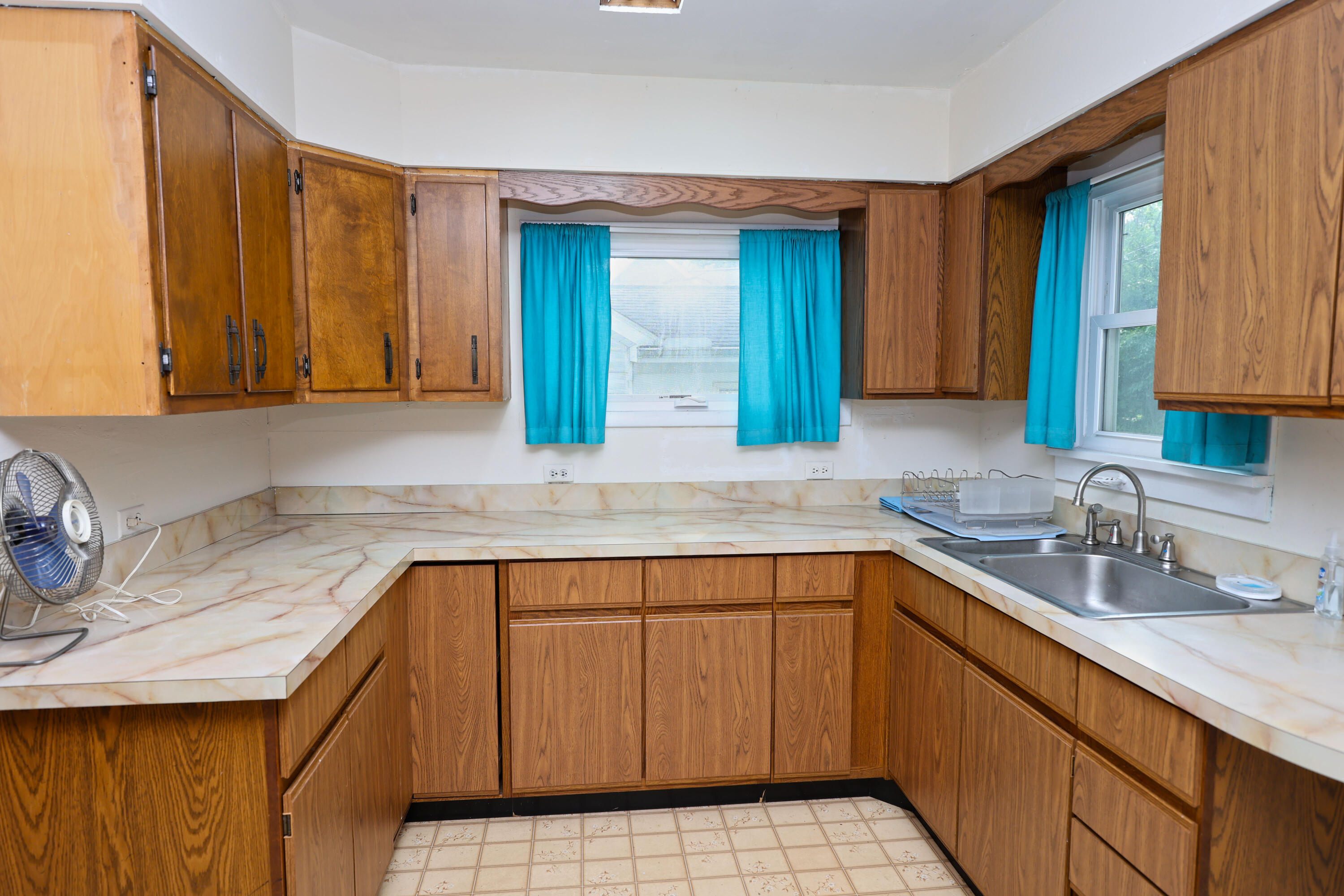 67003 Lakeshore Drive Dowagiac MI 49047