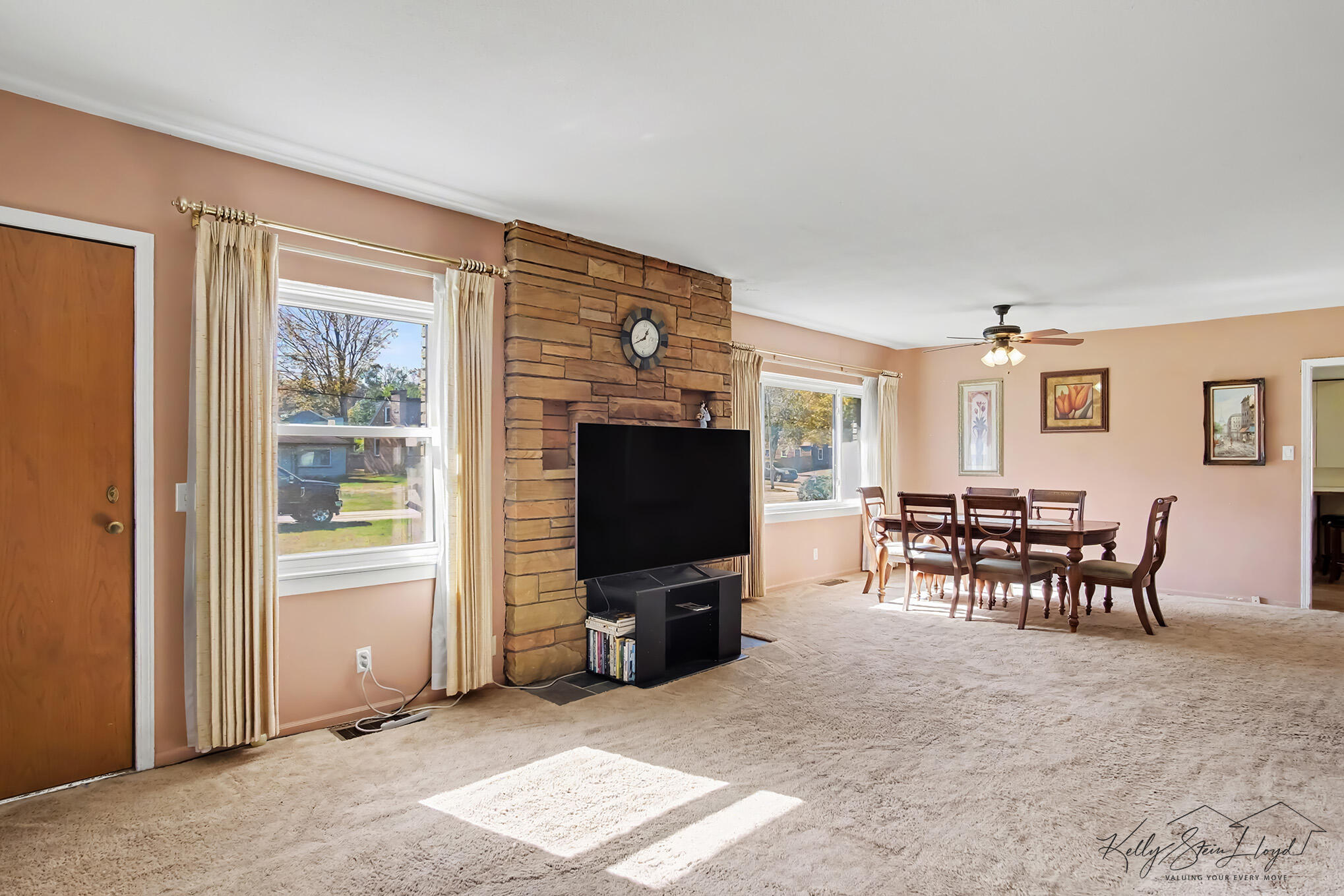 1455 Lancashire Drive SE Grand Rapids MI 49508