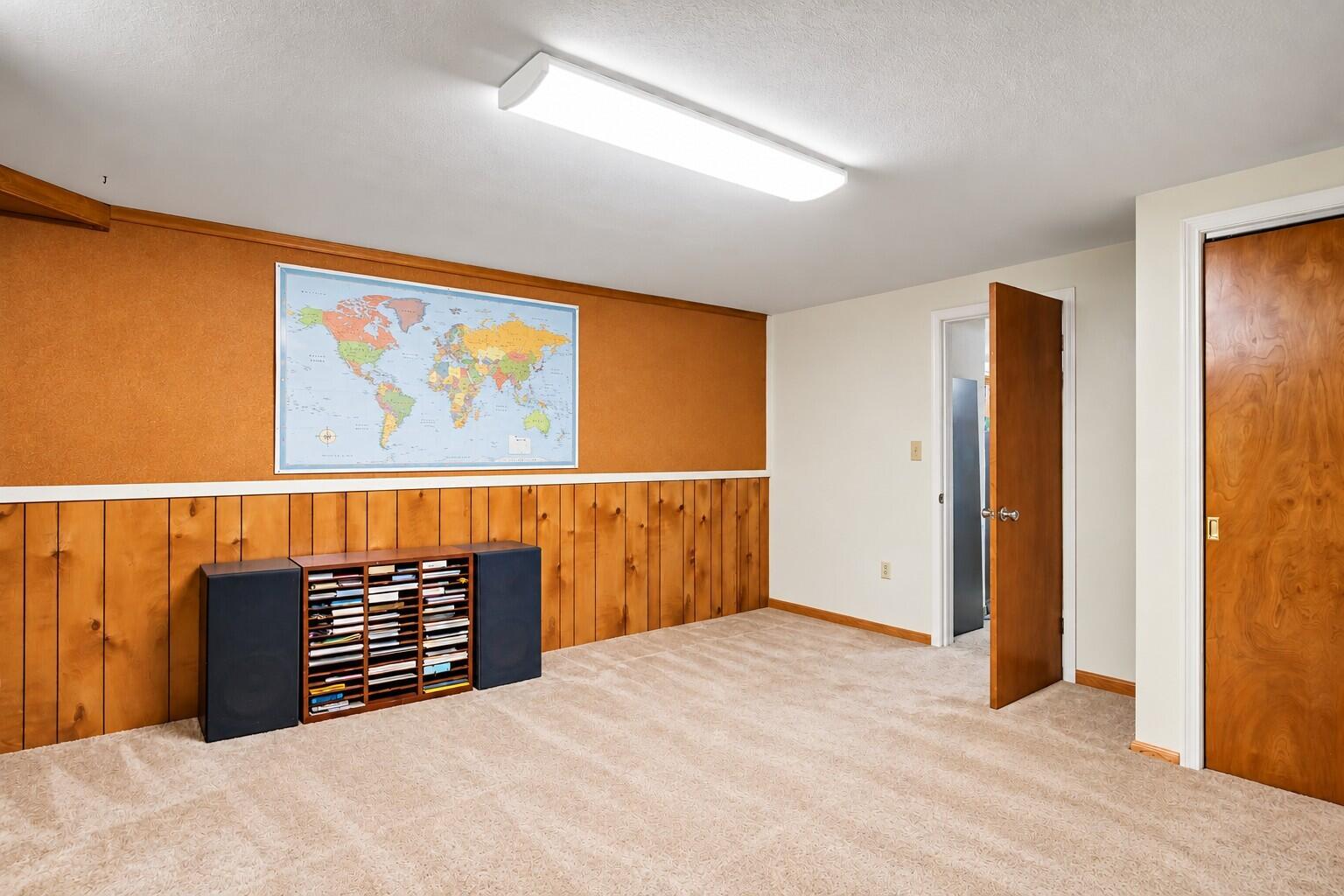 1455 Lancashire Drive SE Grand Rapids MI 49508