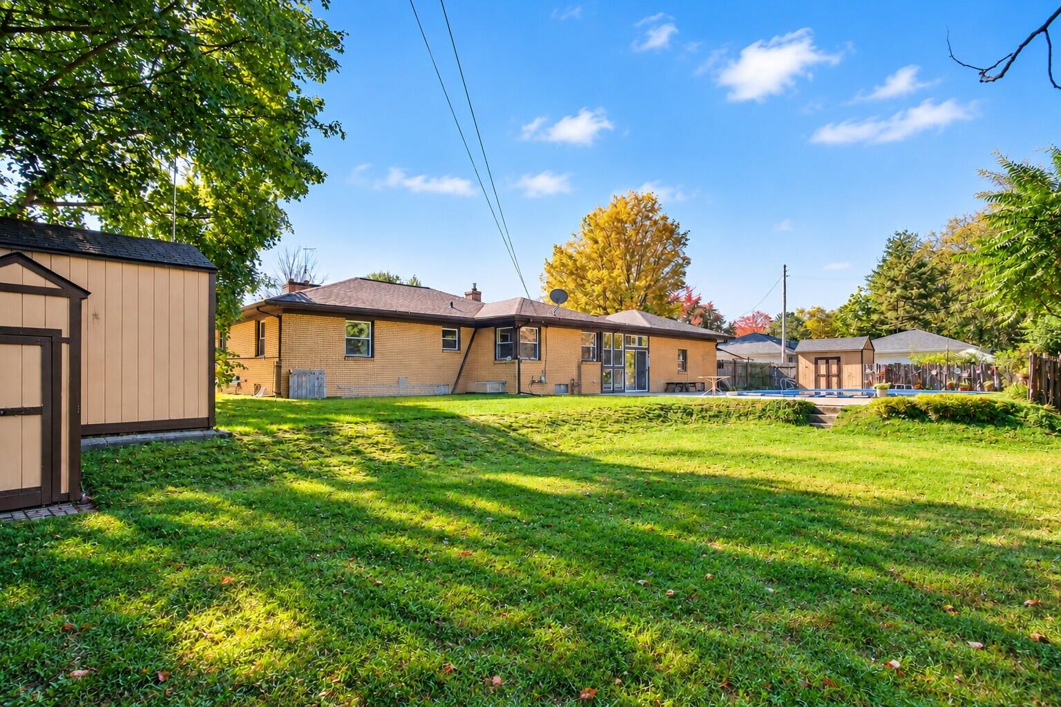 1455 Lancashire Drive SE Grand Rapids MI 49508