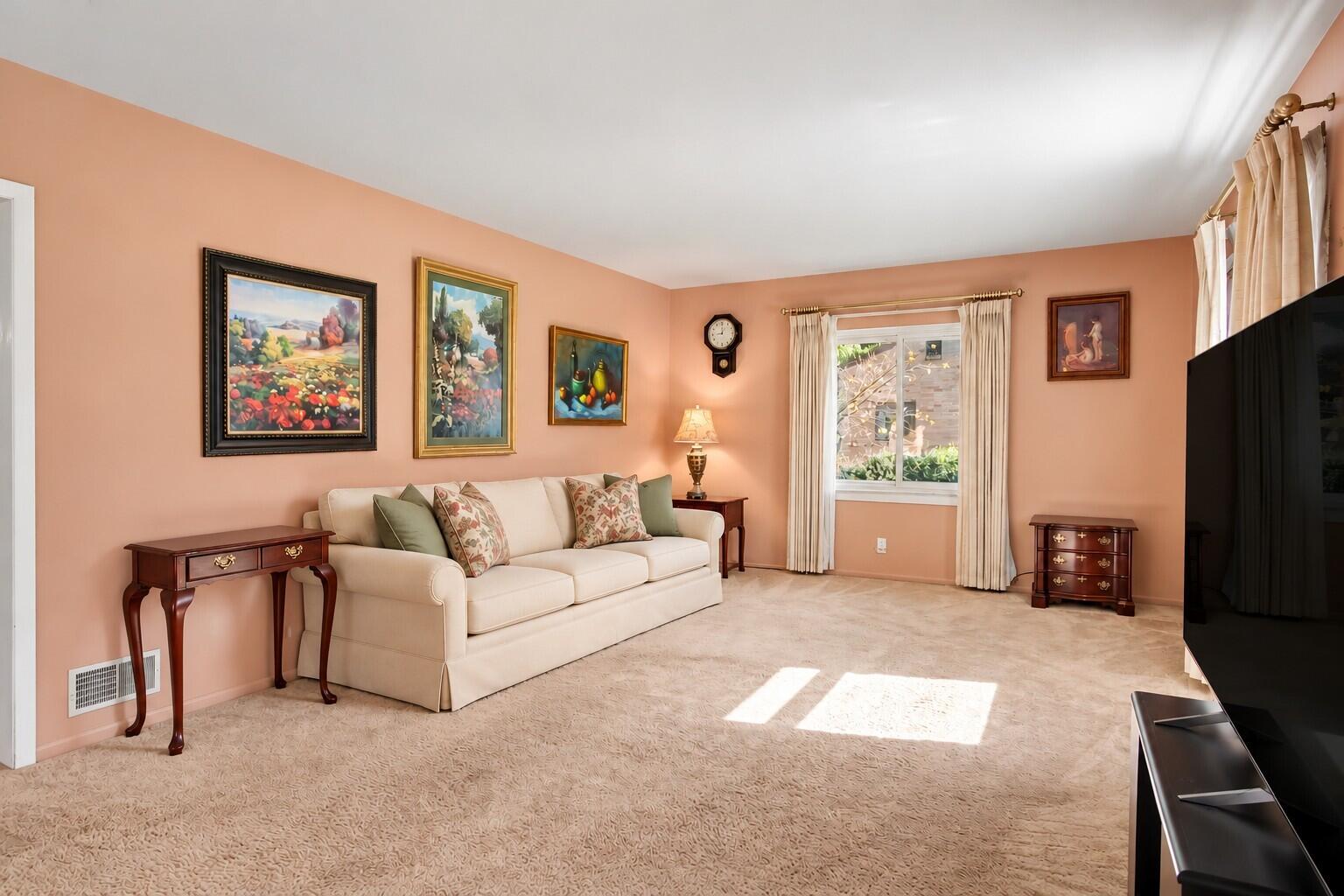1455 Lancashire Drive SE Grand Rapids MI 49508