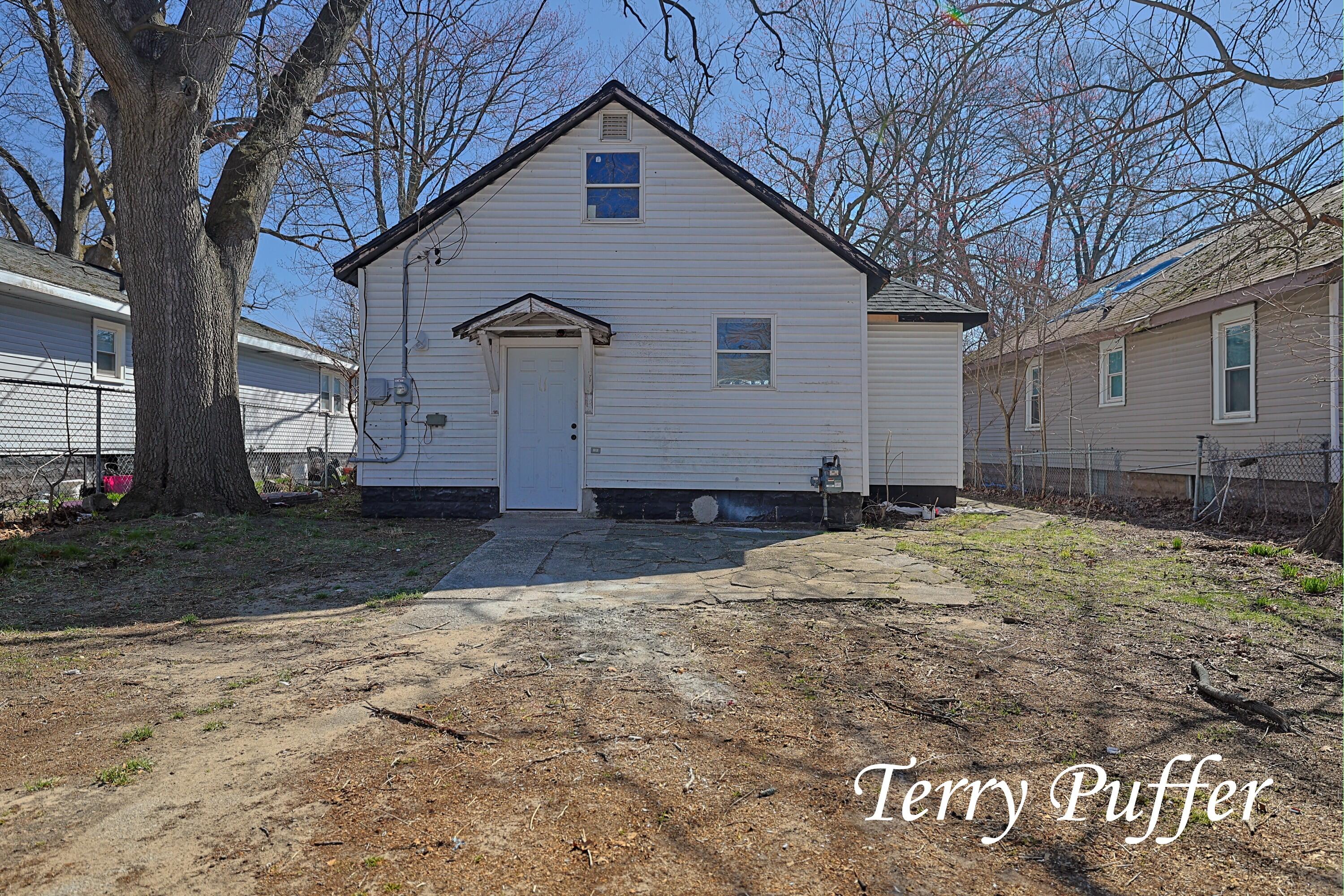 2913 Howden Street Muskegon MI 49444