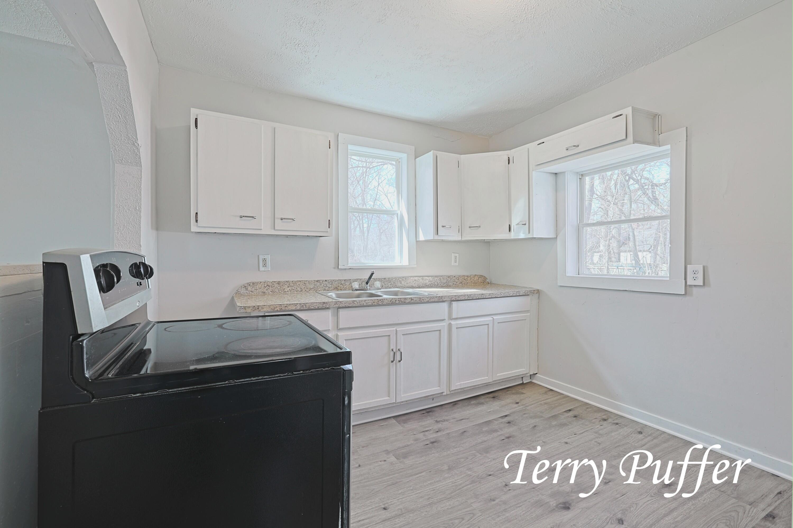 2913 Howden Street Muskegon MI 49444