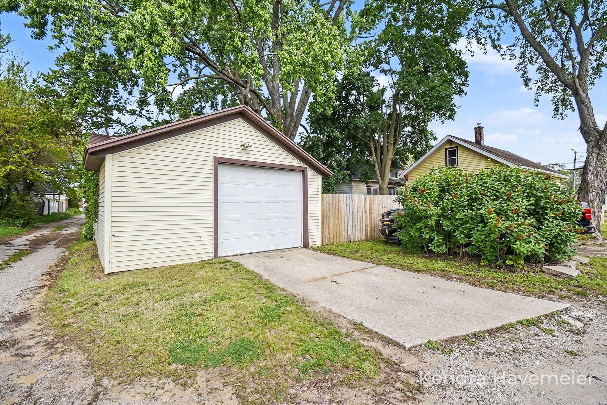 812 Richmond Street NW Grand Rapids MI 49504