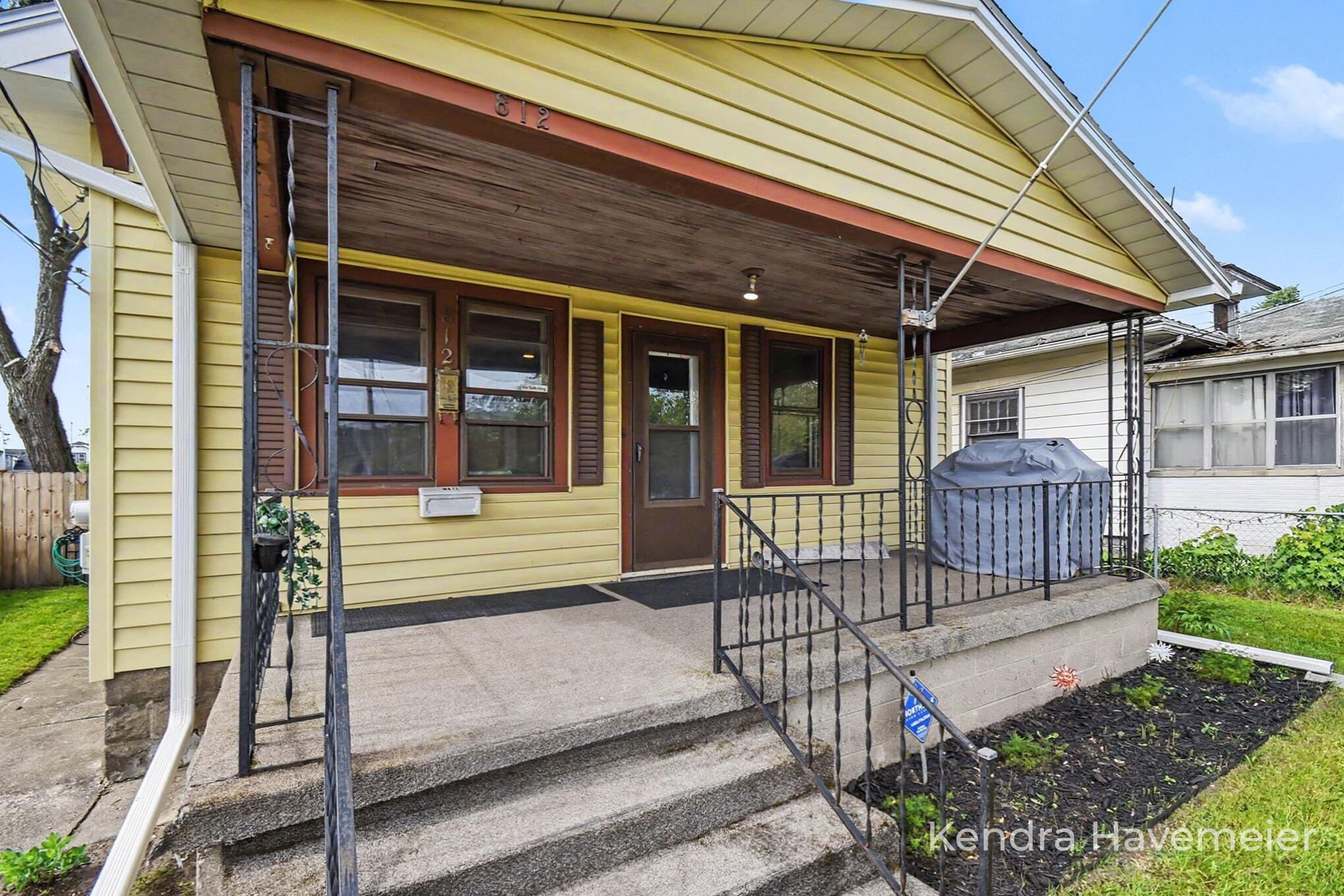 812 Richmond Street NW Grand Rapids MI 49504