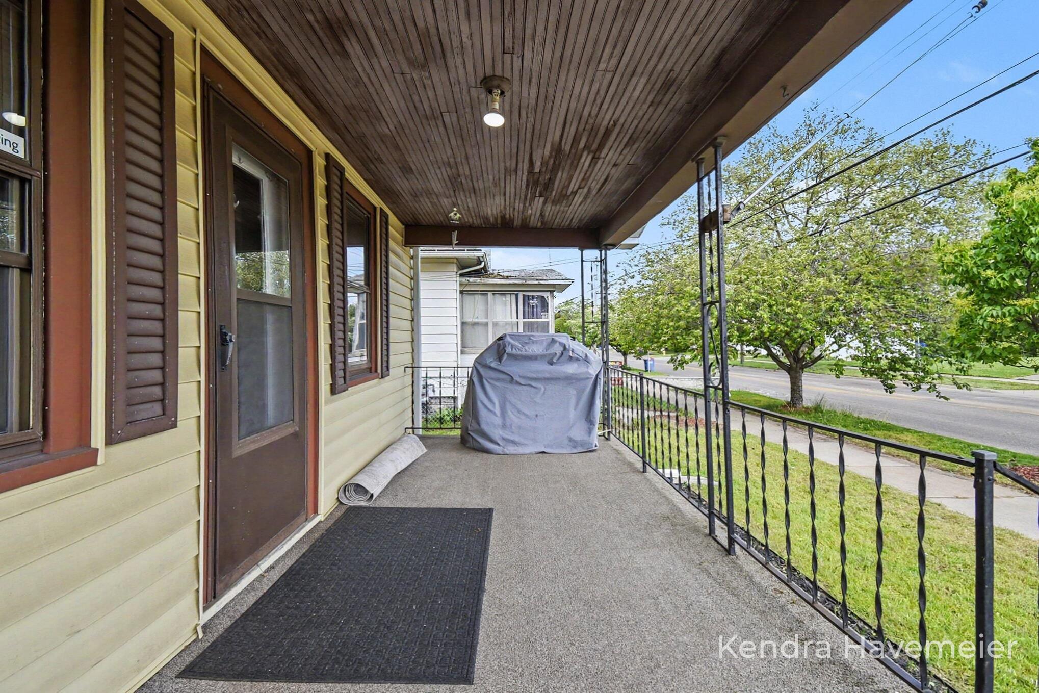 812 Richmond Street NW Grand Rapids MI 49504