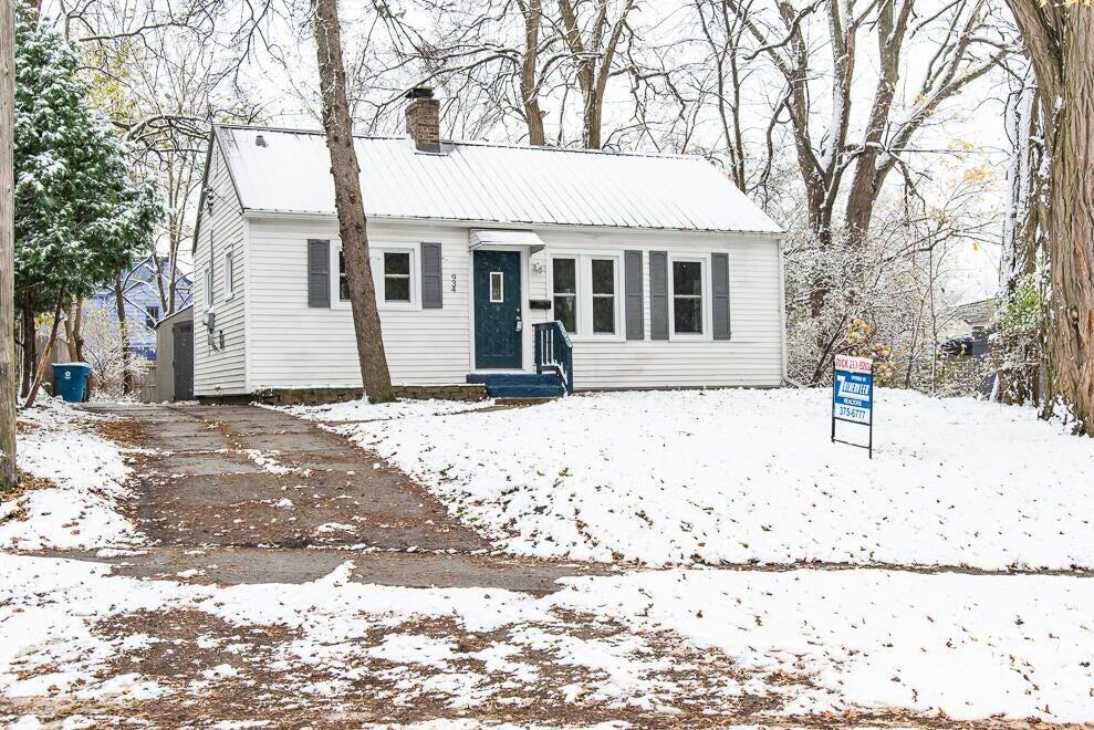 934 Pomeroy Street Kalamazoo MI 49001