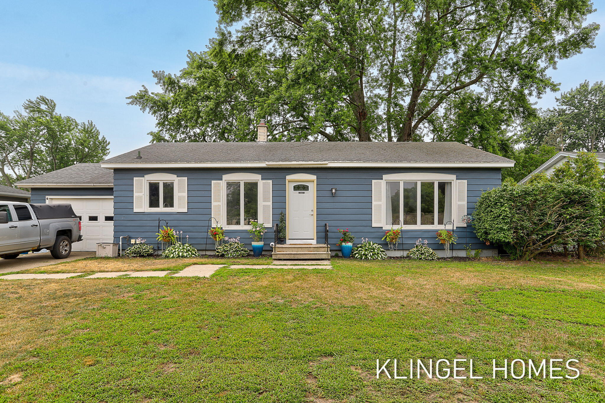 1144 Oakes Avenue Grand Haven MI 49417