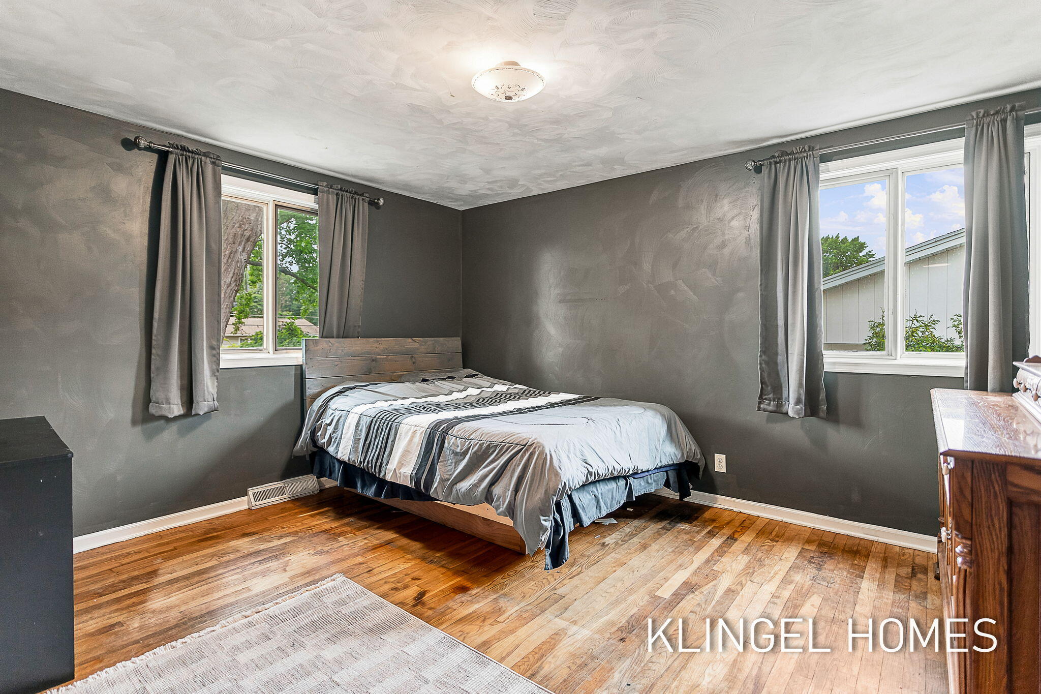 1144 Oakes Avenue Grand Haven MI 49417