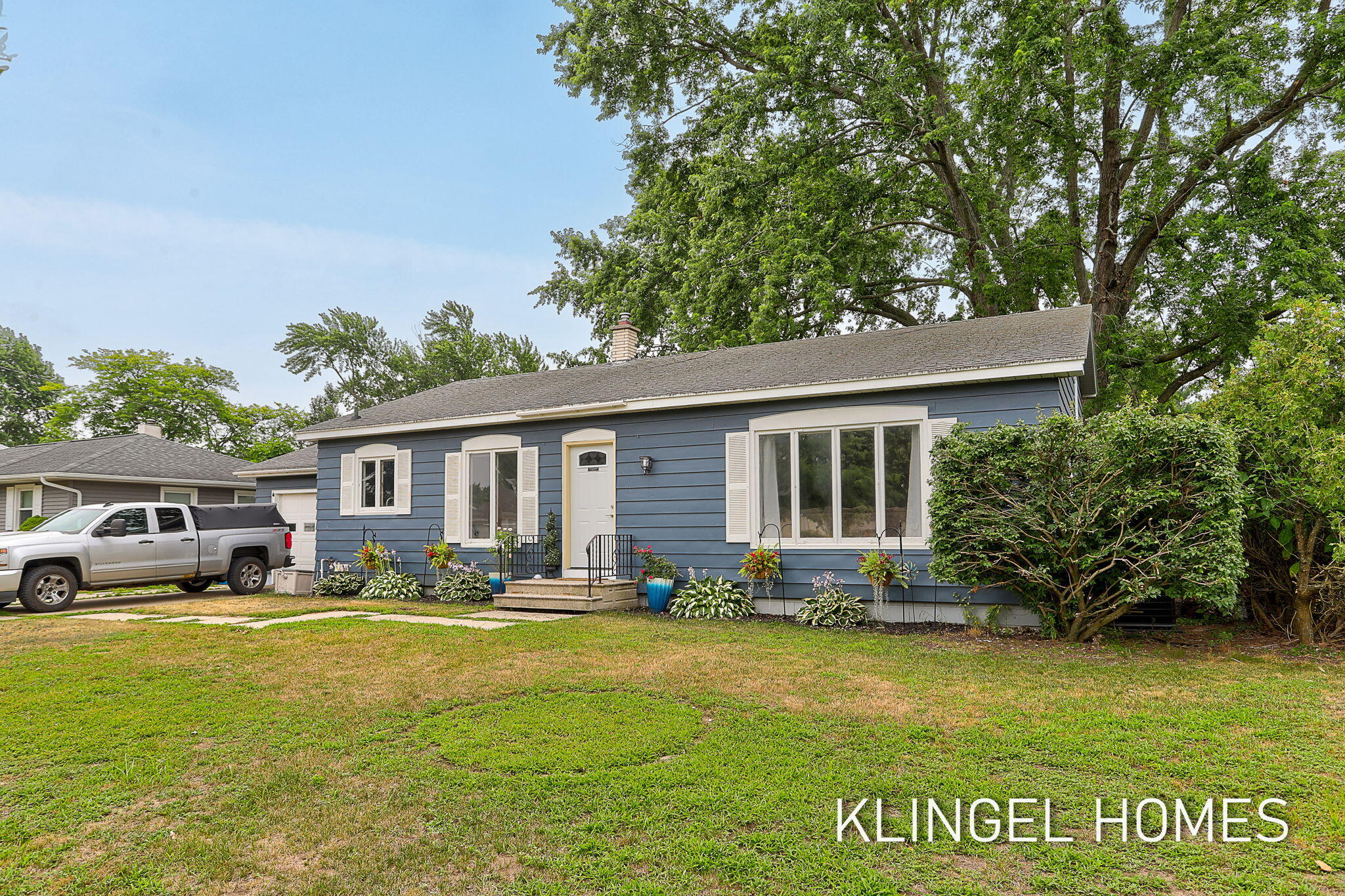 1144 Oakes Avenue Grand Haven MI 49417