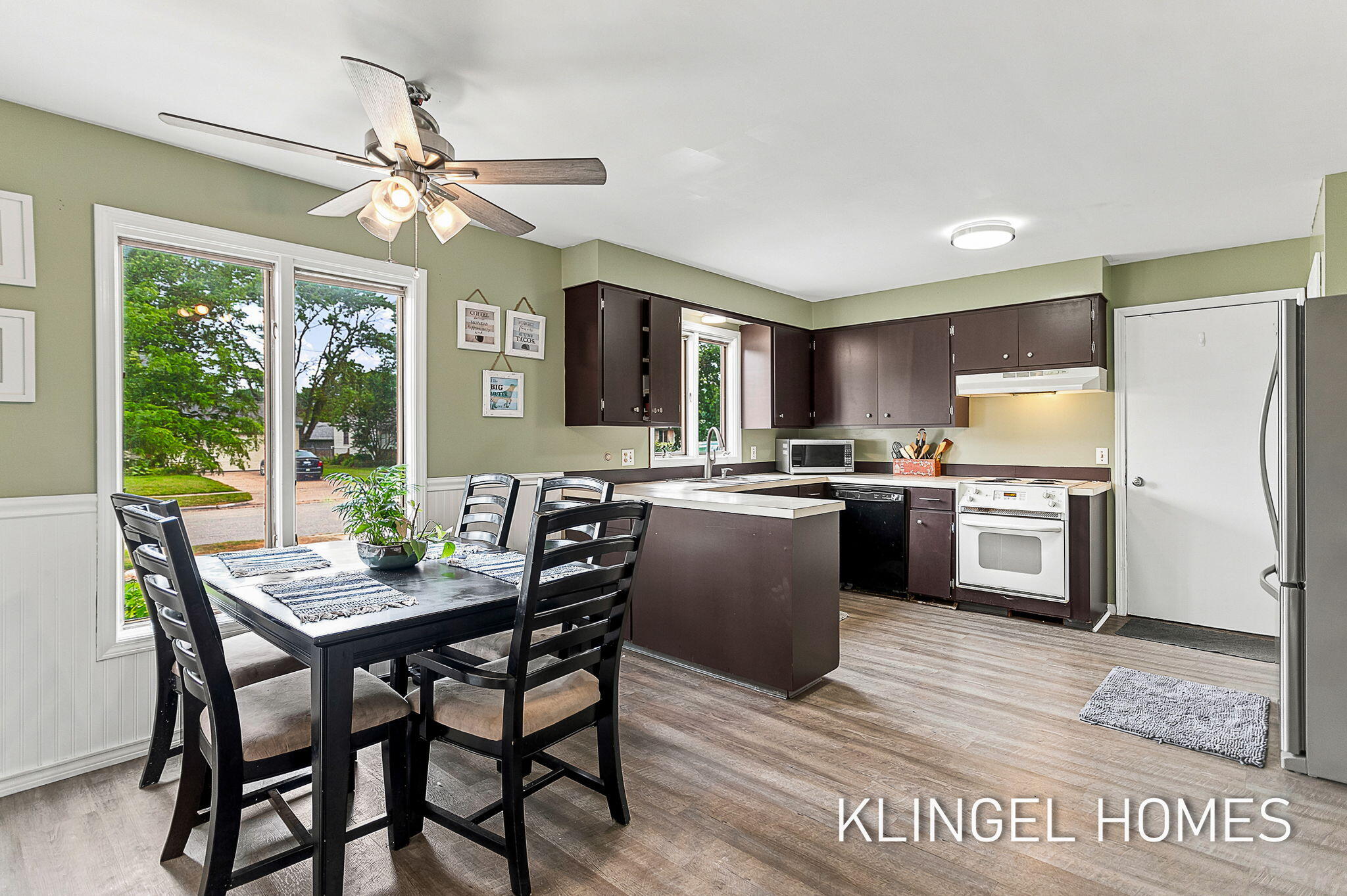 1144 Oakes Avenue Grand Haven MI 49417