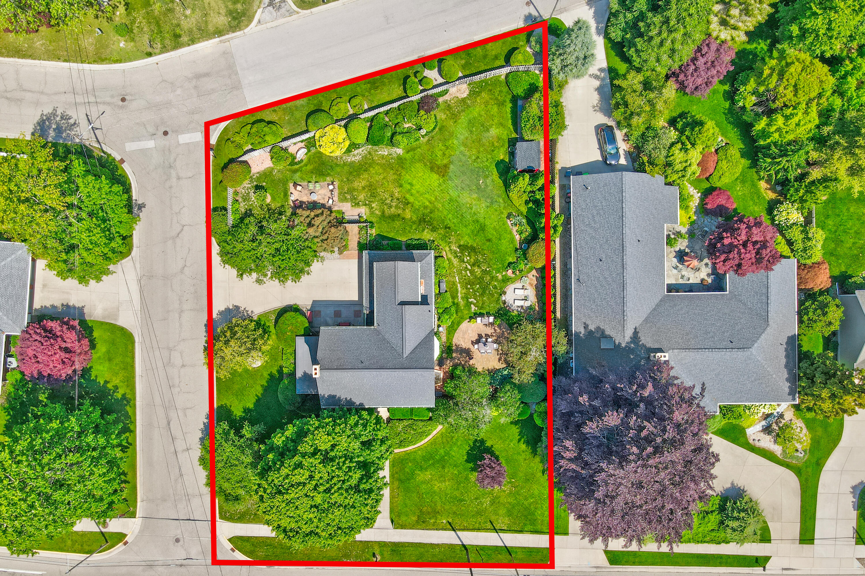 636 Ruddiman Drive Muskegon MI 49445