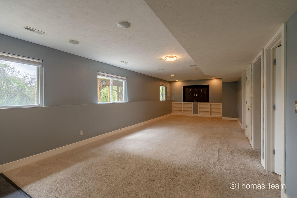 698 Silver Brook Drive SE Grand Rapids MI 49548