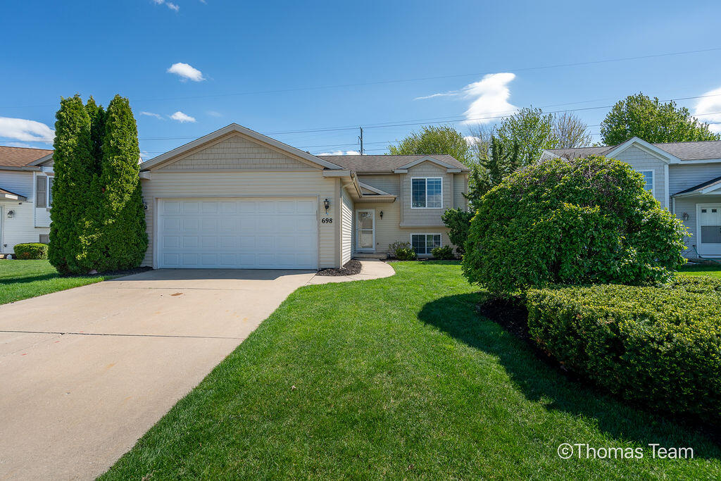 698 Silver Brook Drive SE Grand Rapids MI 49548