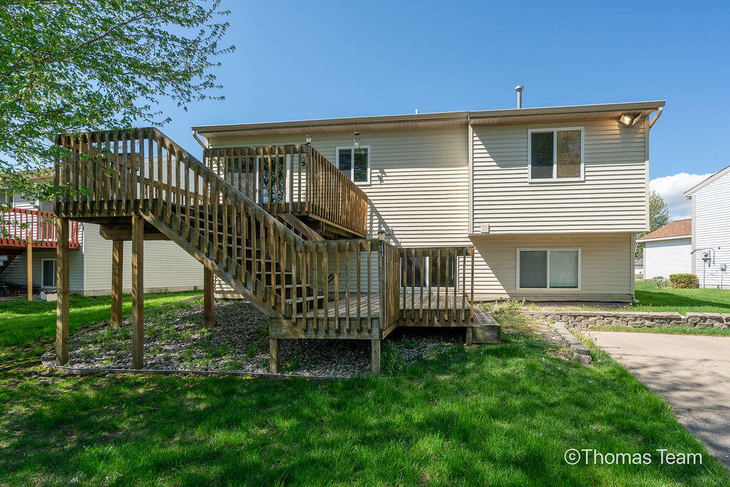 698 Silver Brook Drive SE Grand Rapids MI 49548