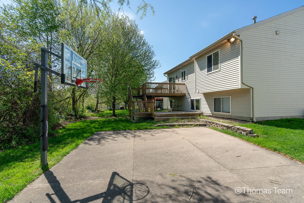 698 Silver Brook Drive SE Grand Rapids MI 49548