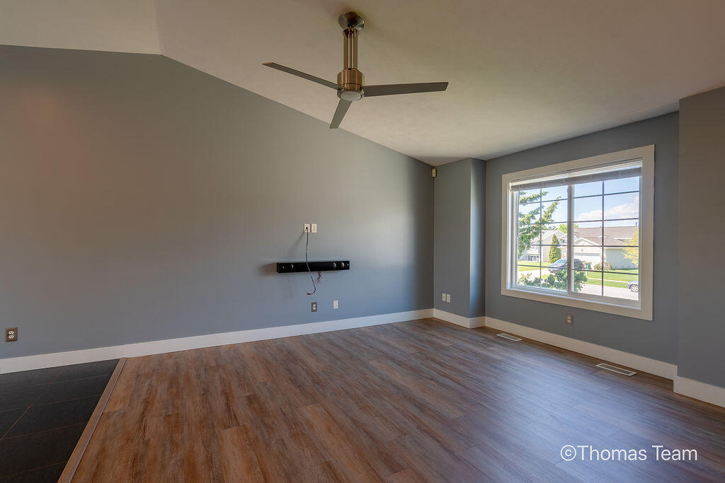 698 Silver Brook Drive SE Grand Rapids MI 49548