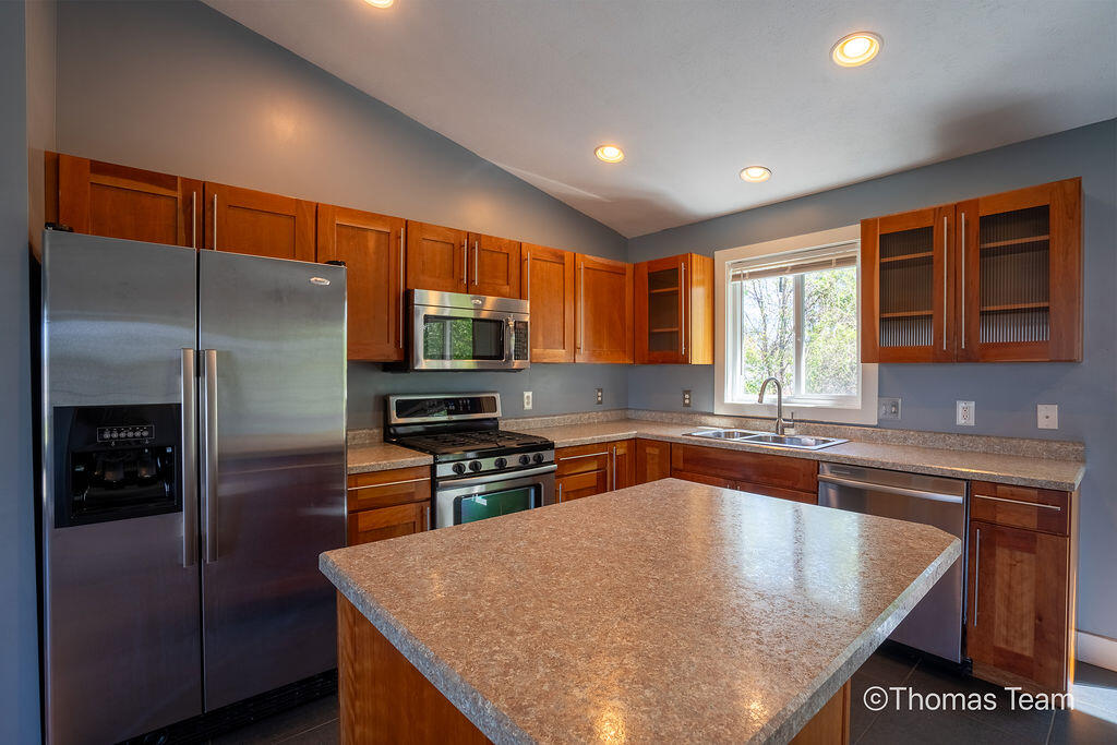 698 Silver Brook Drive SE Grand Rapids MI 49548