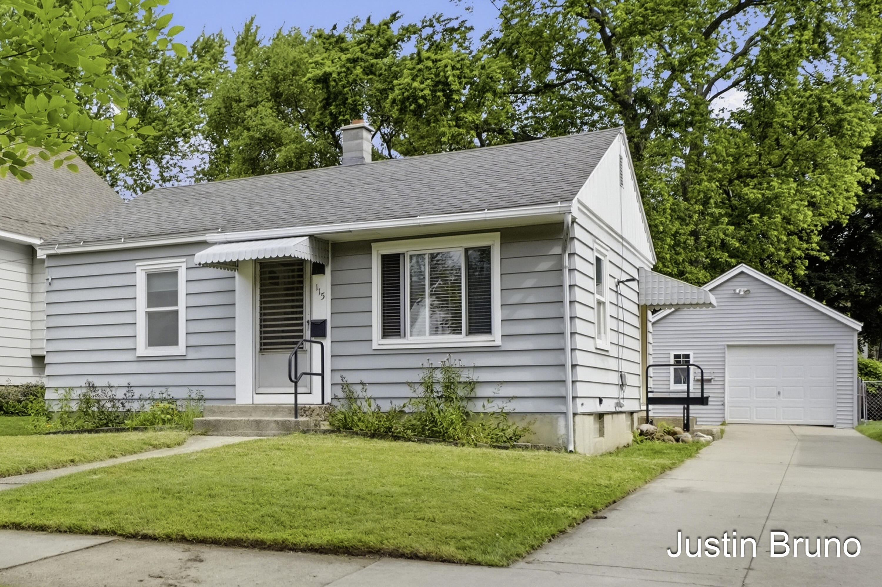 115 Montrose Street NE Grand Rapids MI 49505