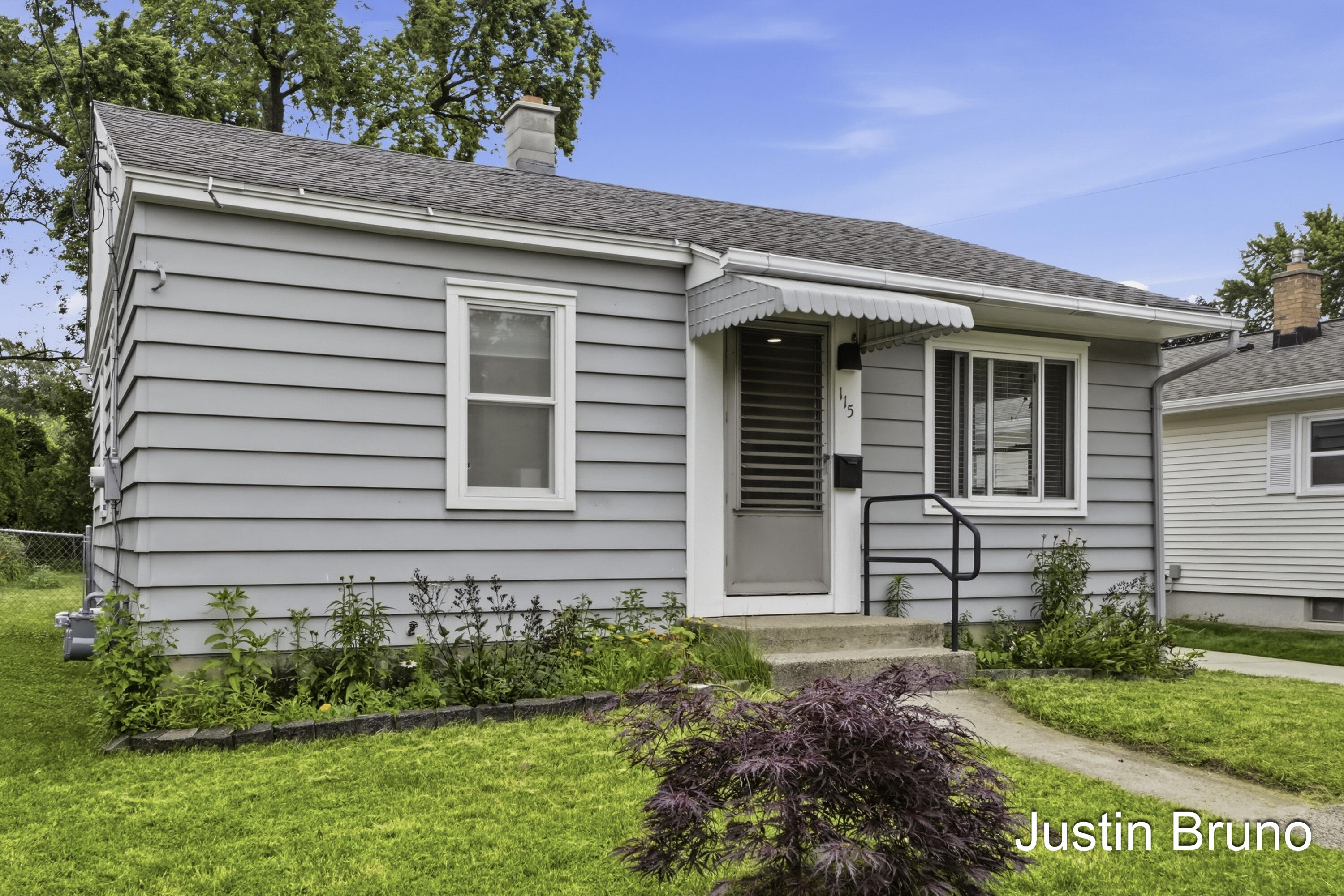 115 Montrose Street NE Grand Rapids MI 49505