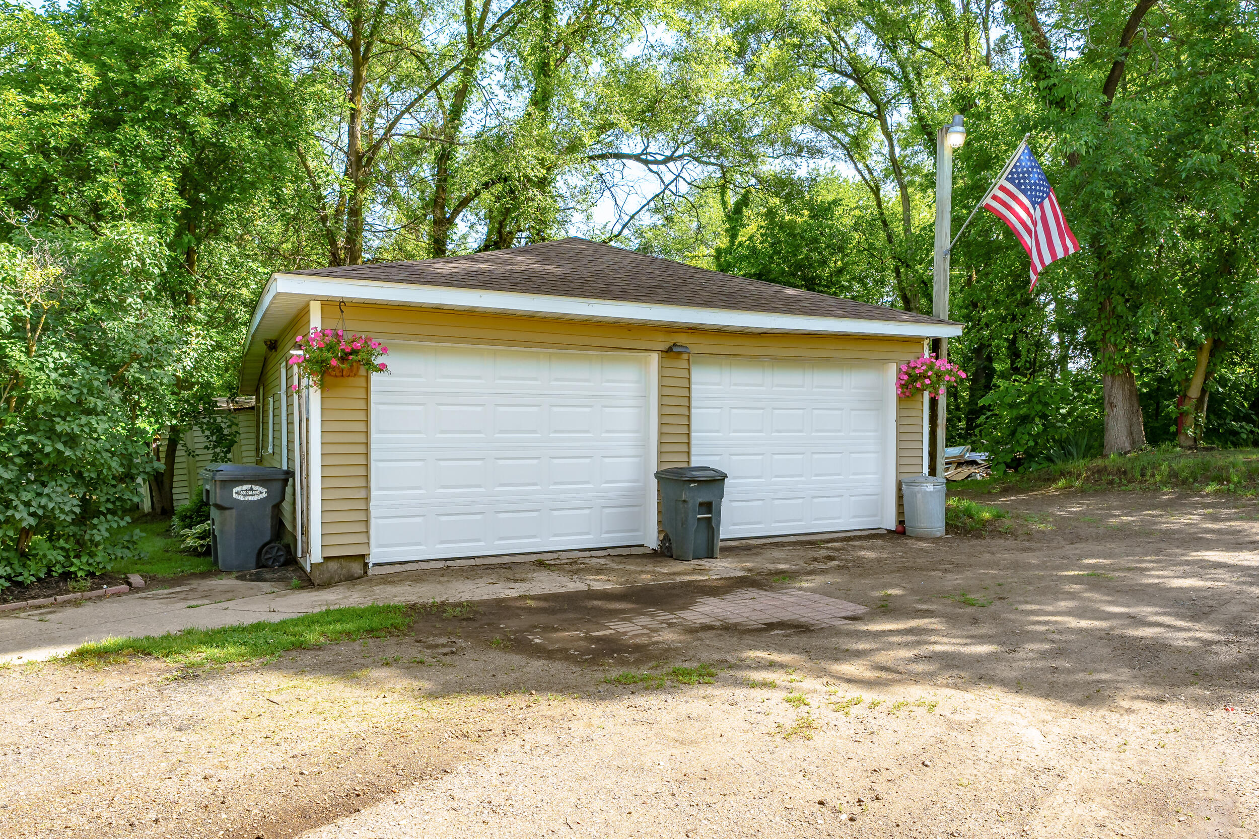 5955 102nd Avenue Grand Junction MI 49056