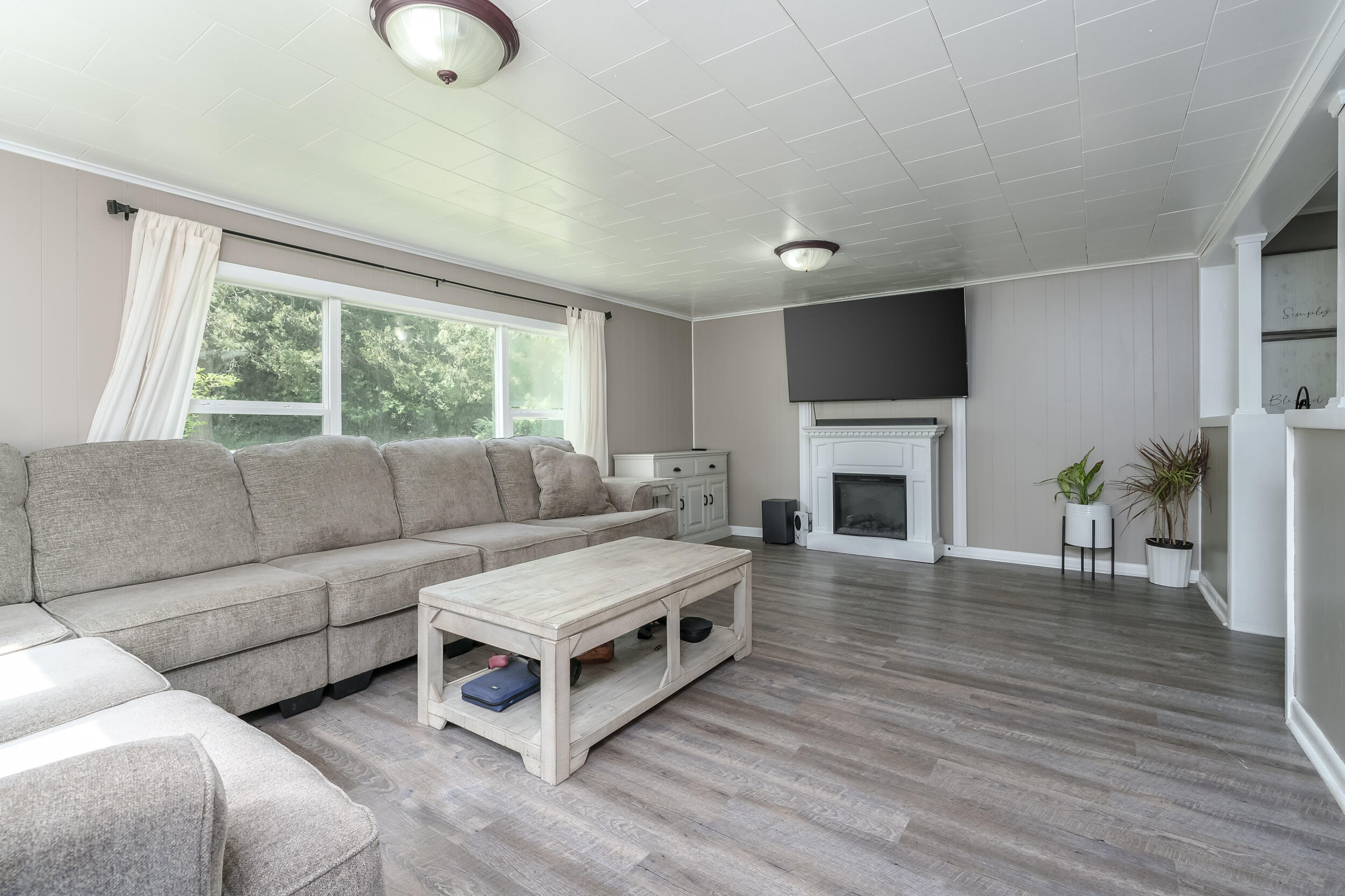 5955 102nd Avenue Grand Junction MI 49056