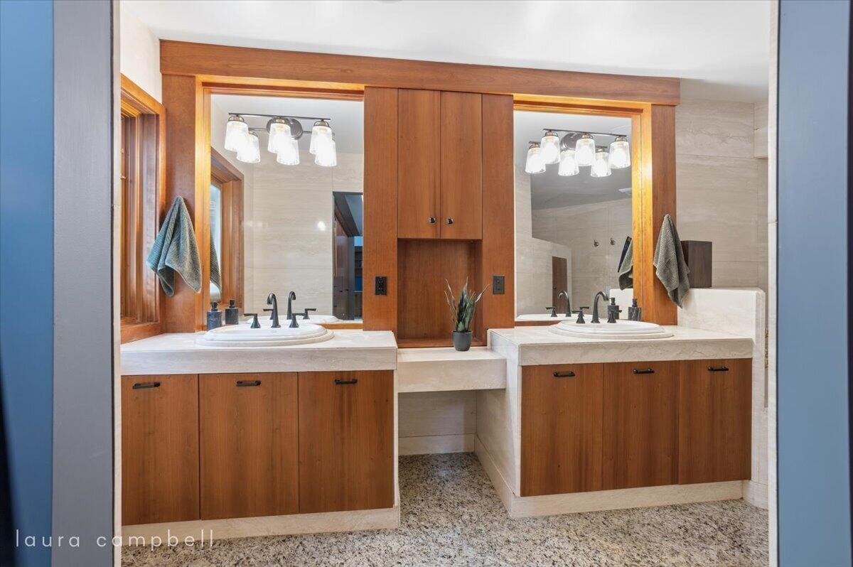 7177 Aqua Fria Court SE Grand Rapids MI 49546