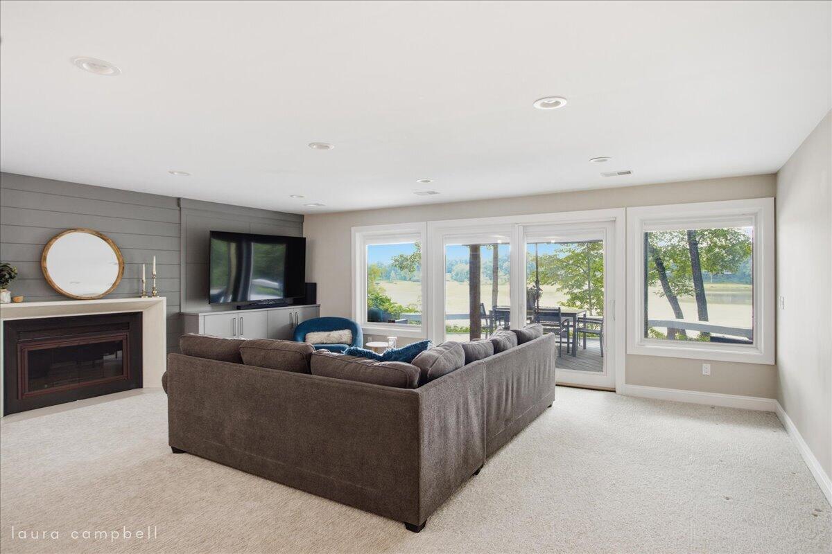 7177 Aqua Fria Court SE Grand Rapids MI 49546