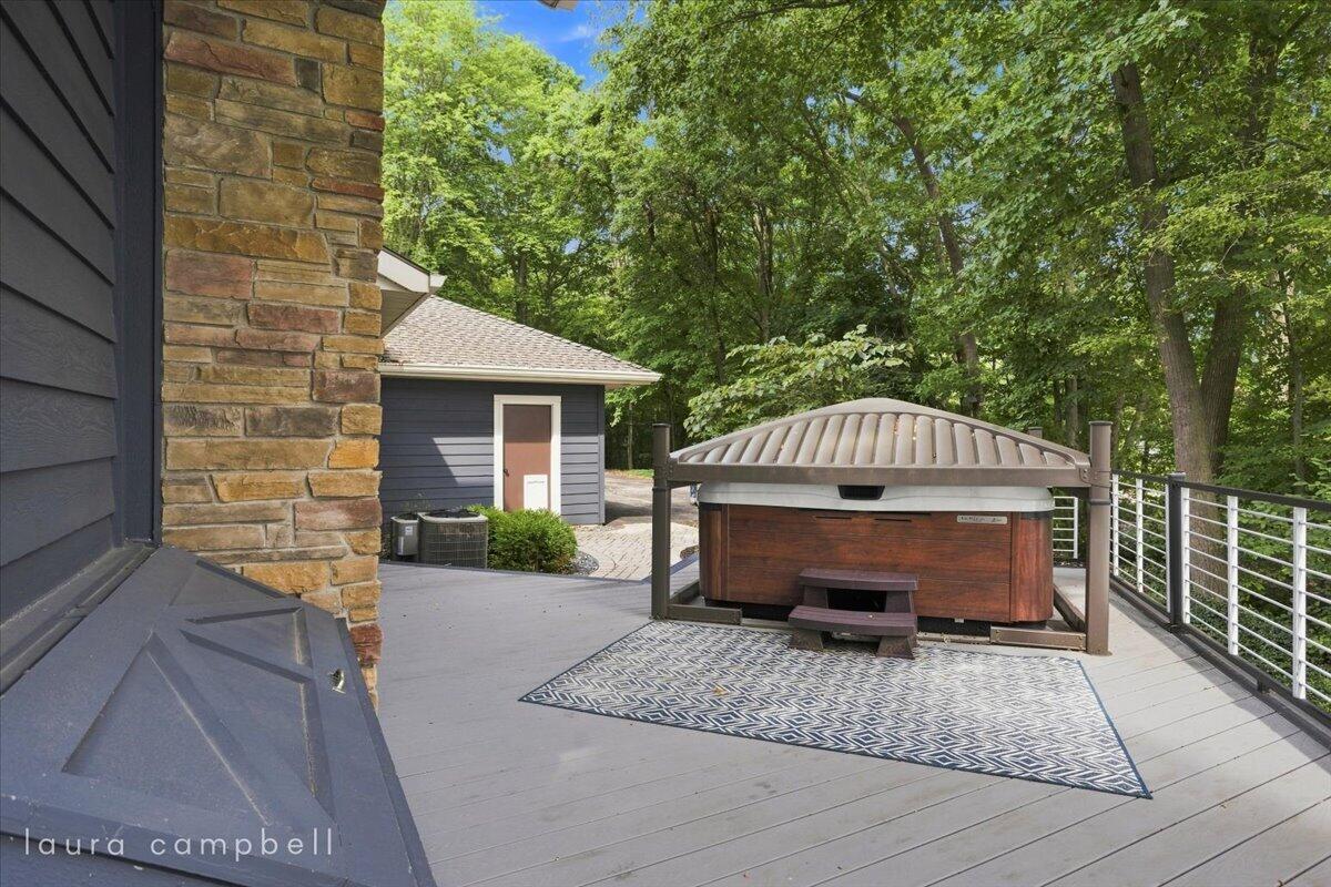 7177 Aqua Fria Court SE Grand Rapids MI 49546