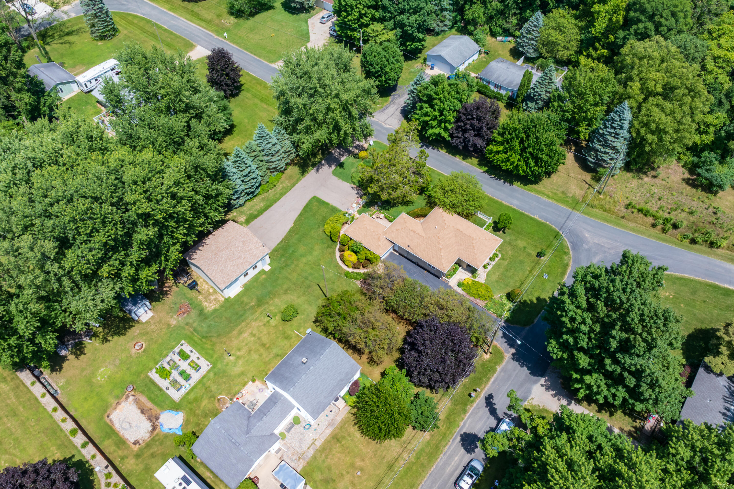 68334 Apple Lane Benton Harbor MI 49022