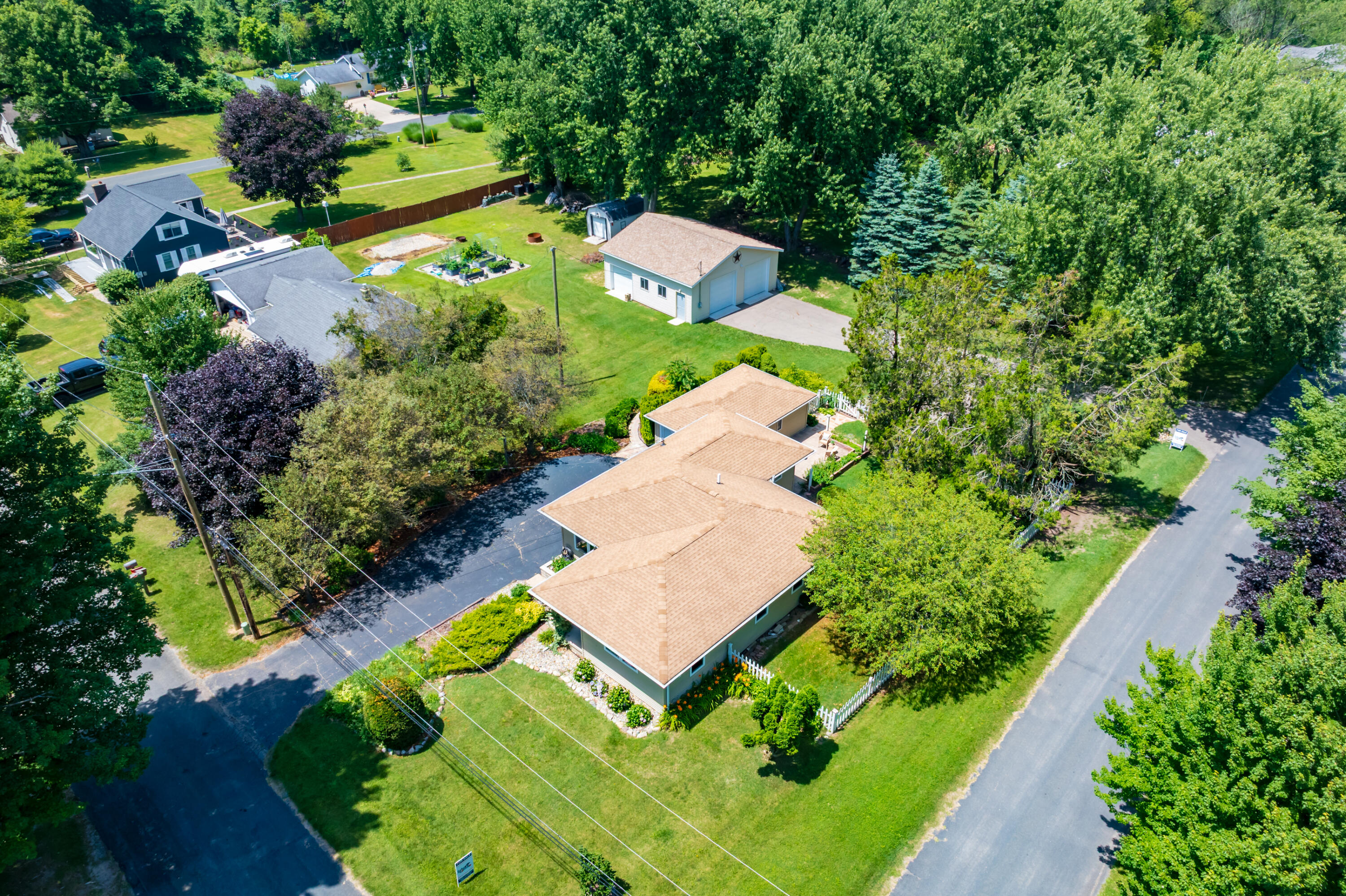 68334 Apple Lane Benton Harbor MI 49022
