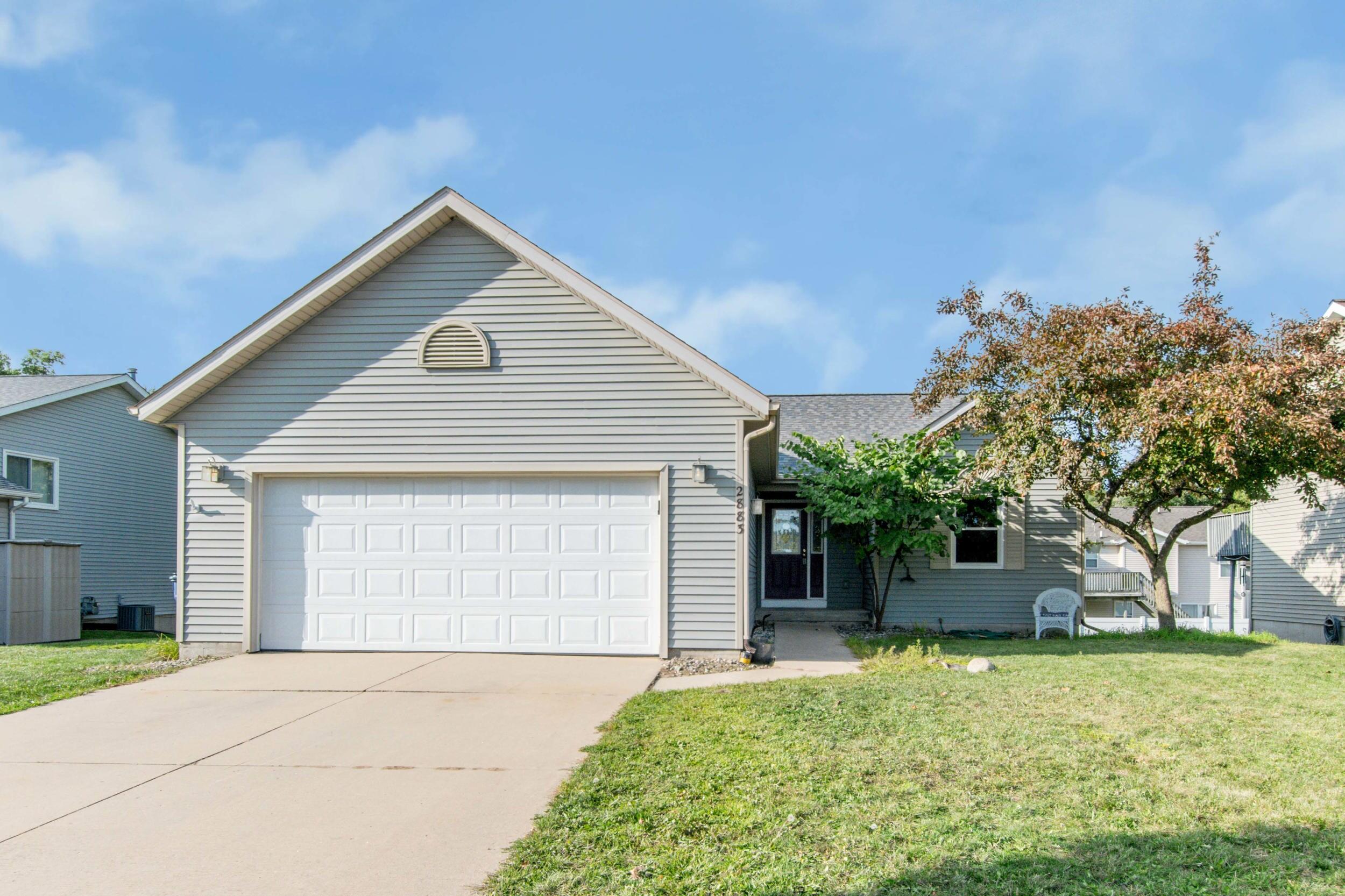 2883 Burritt Street NW Grand Rapids MI 49504