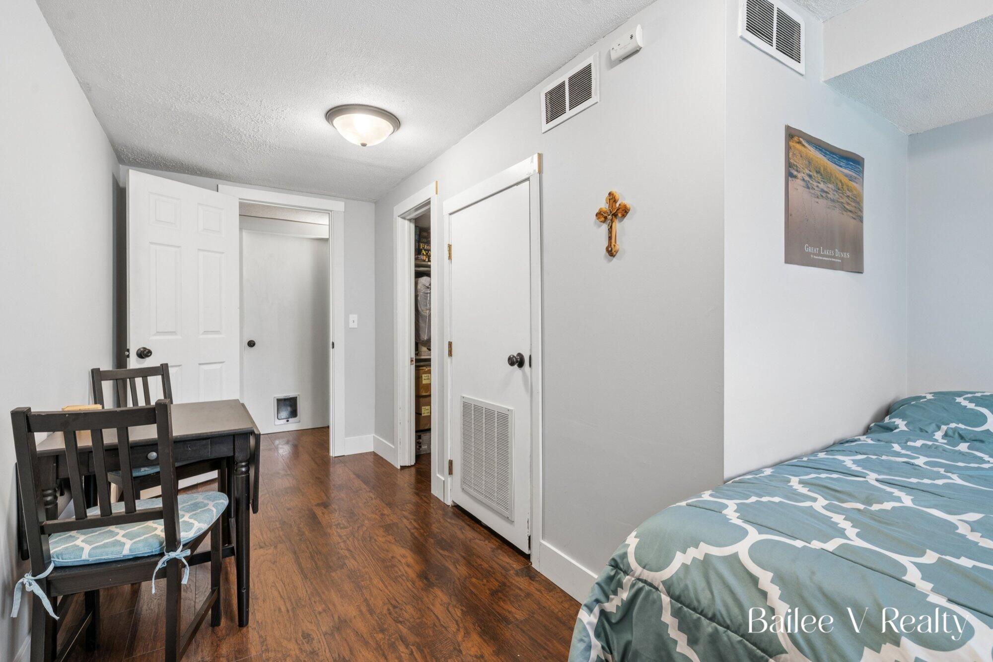 4116 Poinsettia Avenue SE Grand Rapids MI 49508