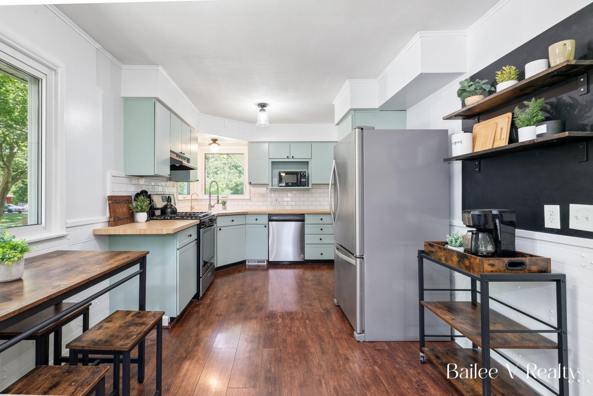 4116 Poinsettia Avenue SE Grand Rapids MI 49508