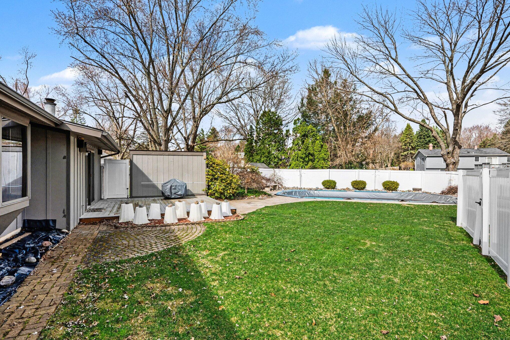 5260 Driftwood Avenue Kalamazoo MI 49009