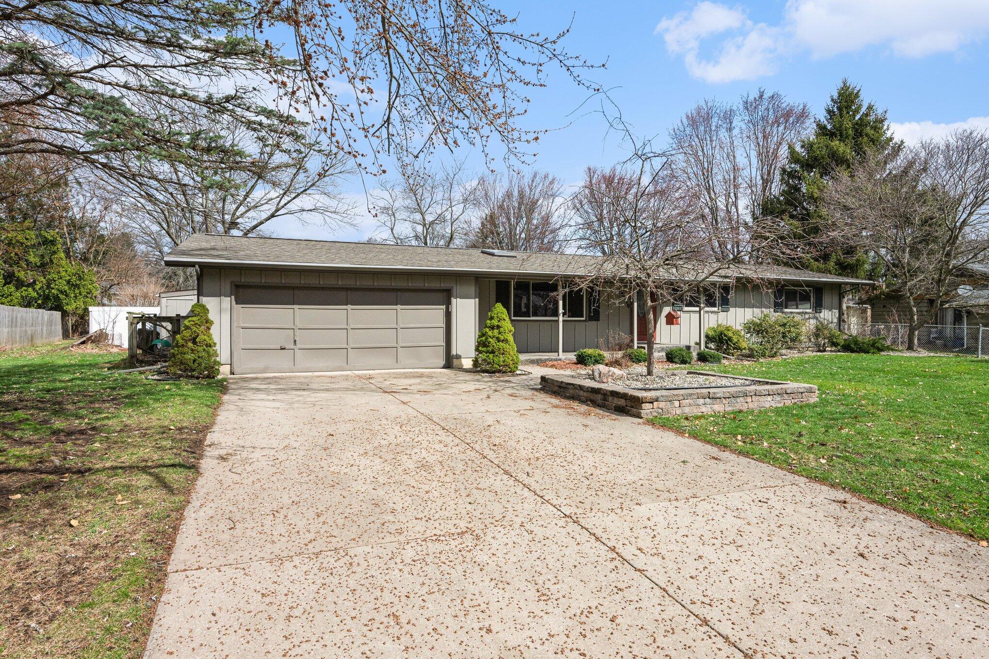 5260 Driftwood Avenue Kalamazoo MI 49009