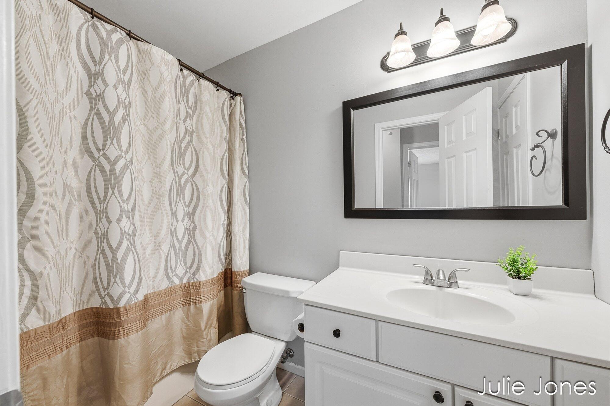 1554 Wakely Street NE Grand Rapids MI 49505